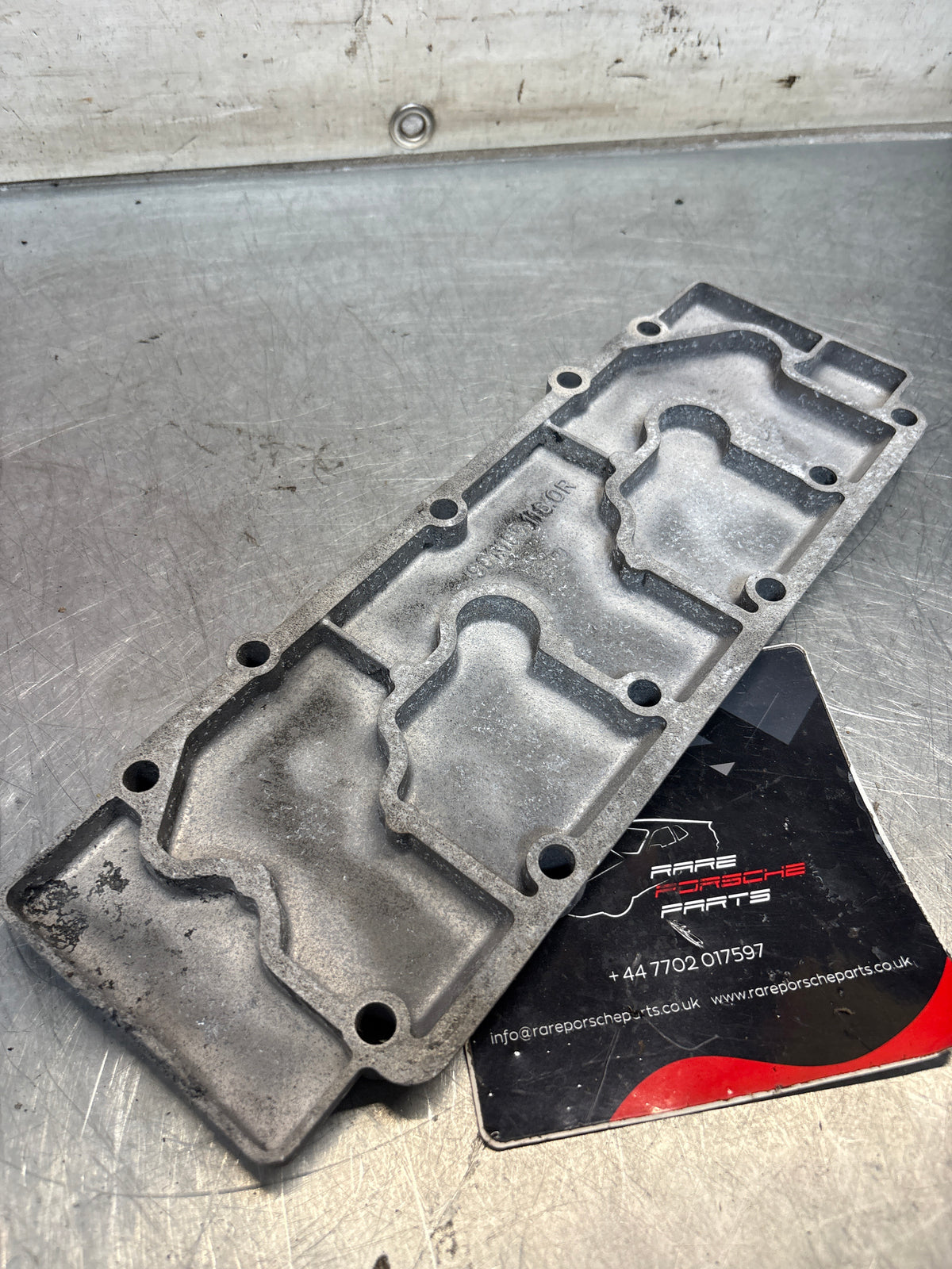 Porsche 911 930 / 914 valve cover, used 9011051160R