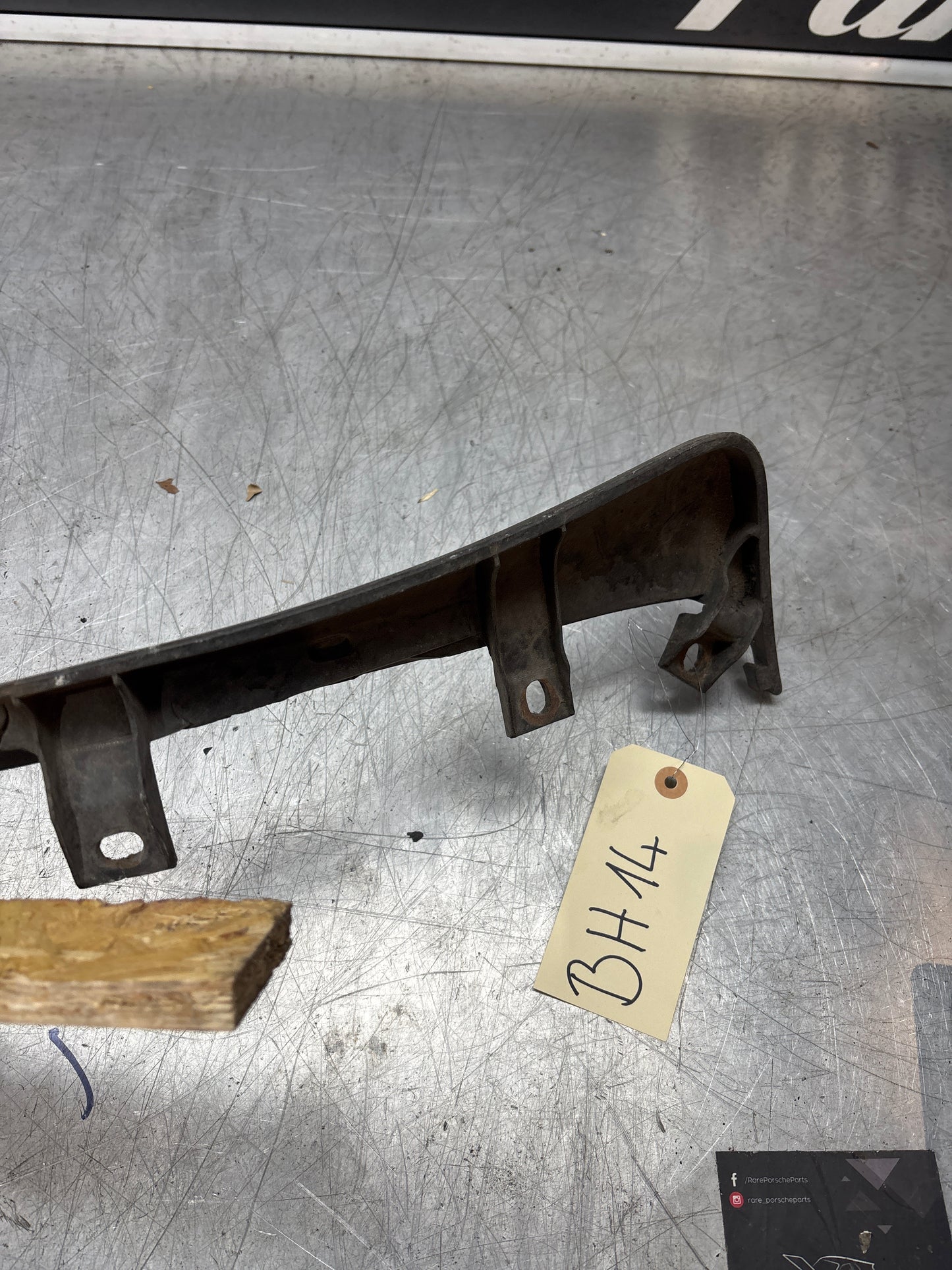 Porsche 944 lower door sill trim molding left side, used 95155919500 spares or repair