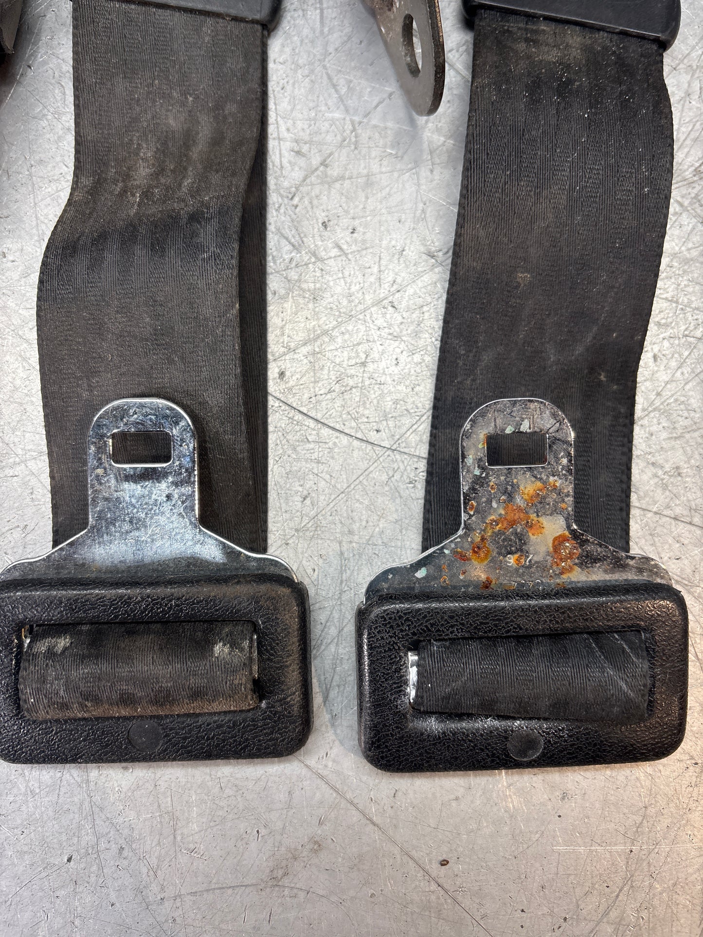 Used Porsche 924/944 rear 2 point static seat belt 477857795 used