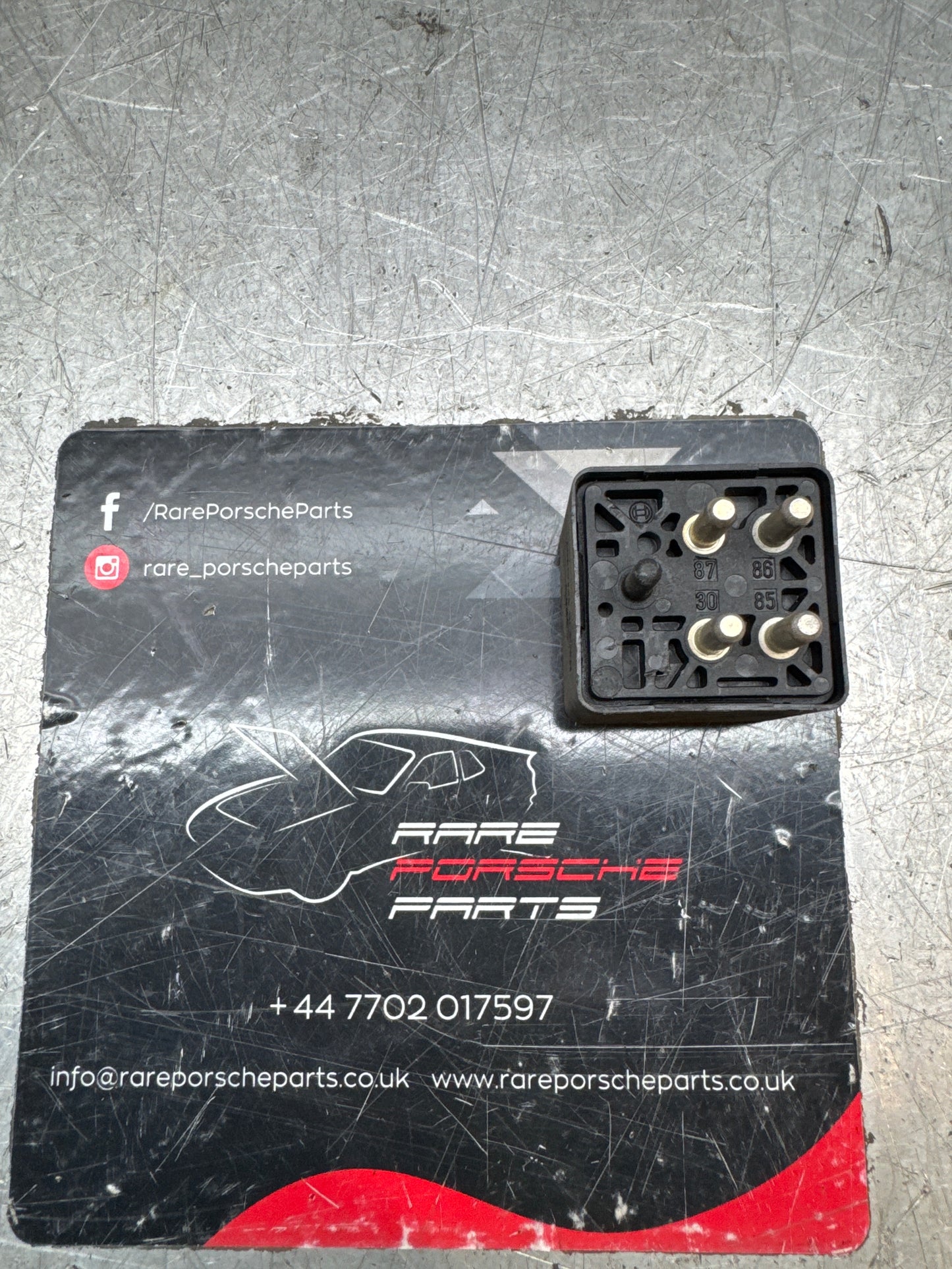 Porsche ABS Relay 0332002171 used.