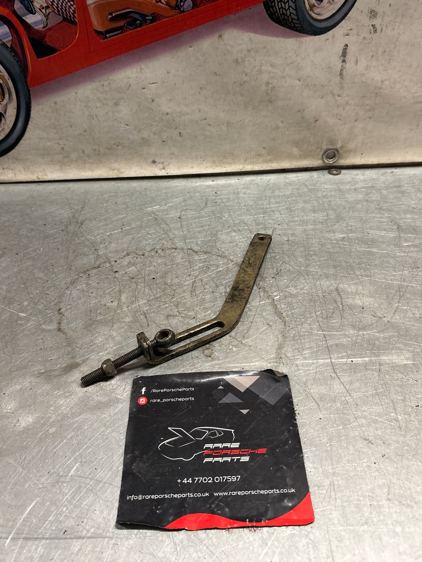 Porsche 928 air compressor strut, used 92812612303 / 90008400403 / 99946000302