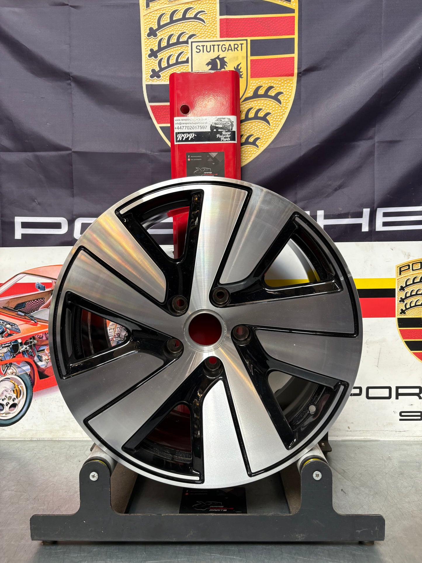 Porsche Taycan 10.0Jx19” ET66 alloy wheel, 9J1601025BM, very nice condition, used