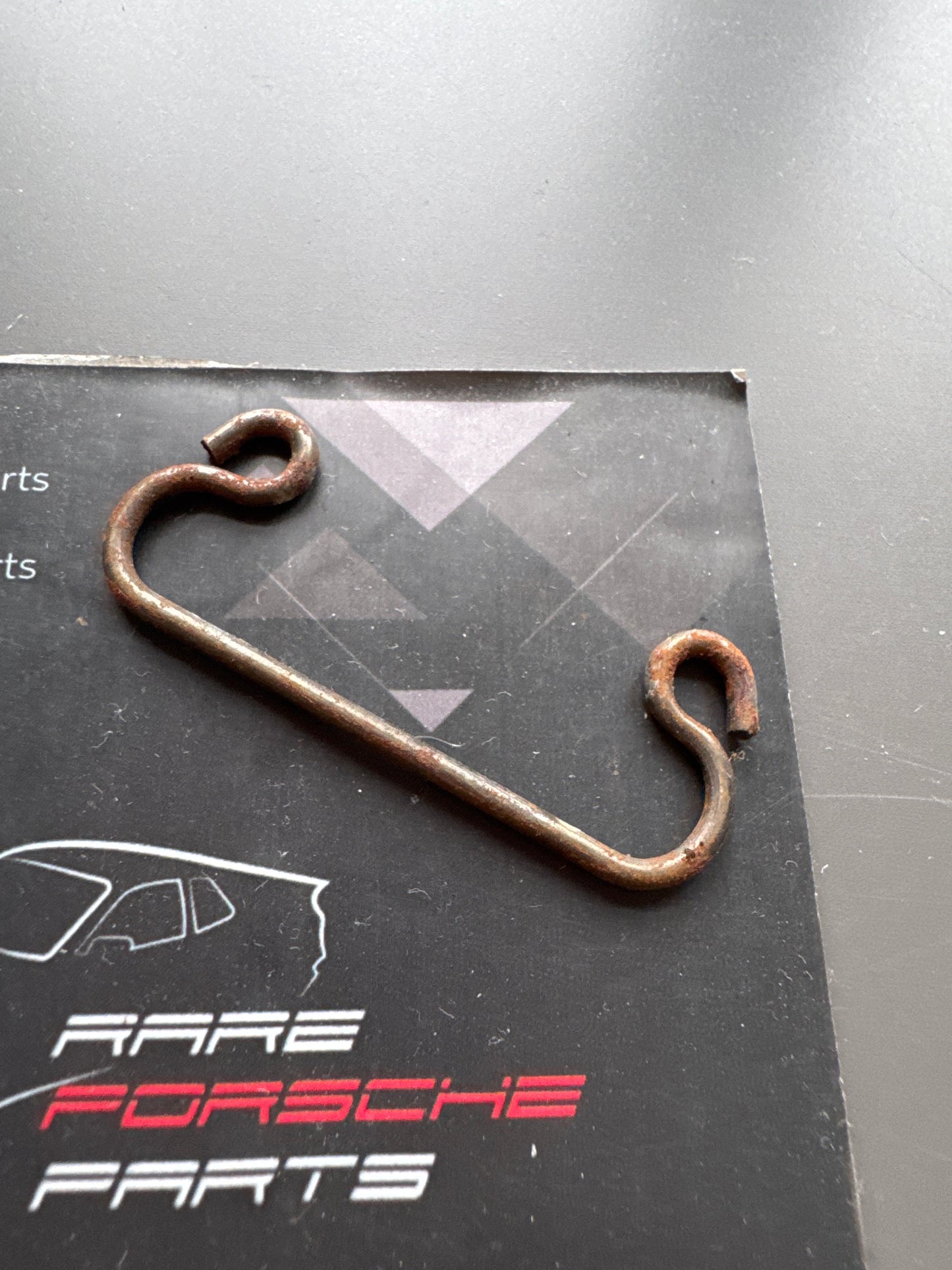 Porsche 924 /944 gear knob retainer spring 477711269 used