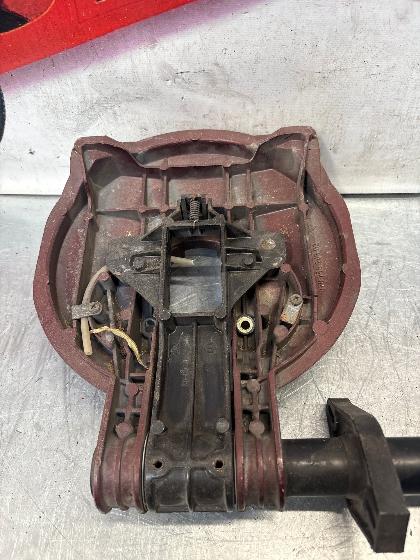 Porsche 928 right headlight swivel frame 92875024902 92875024302 used