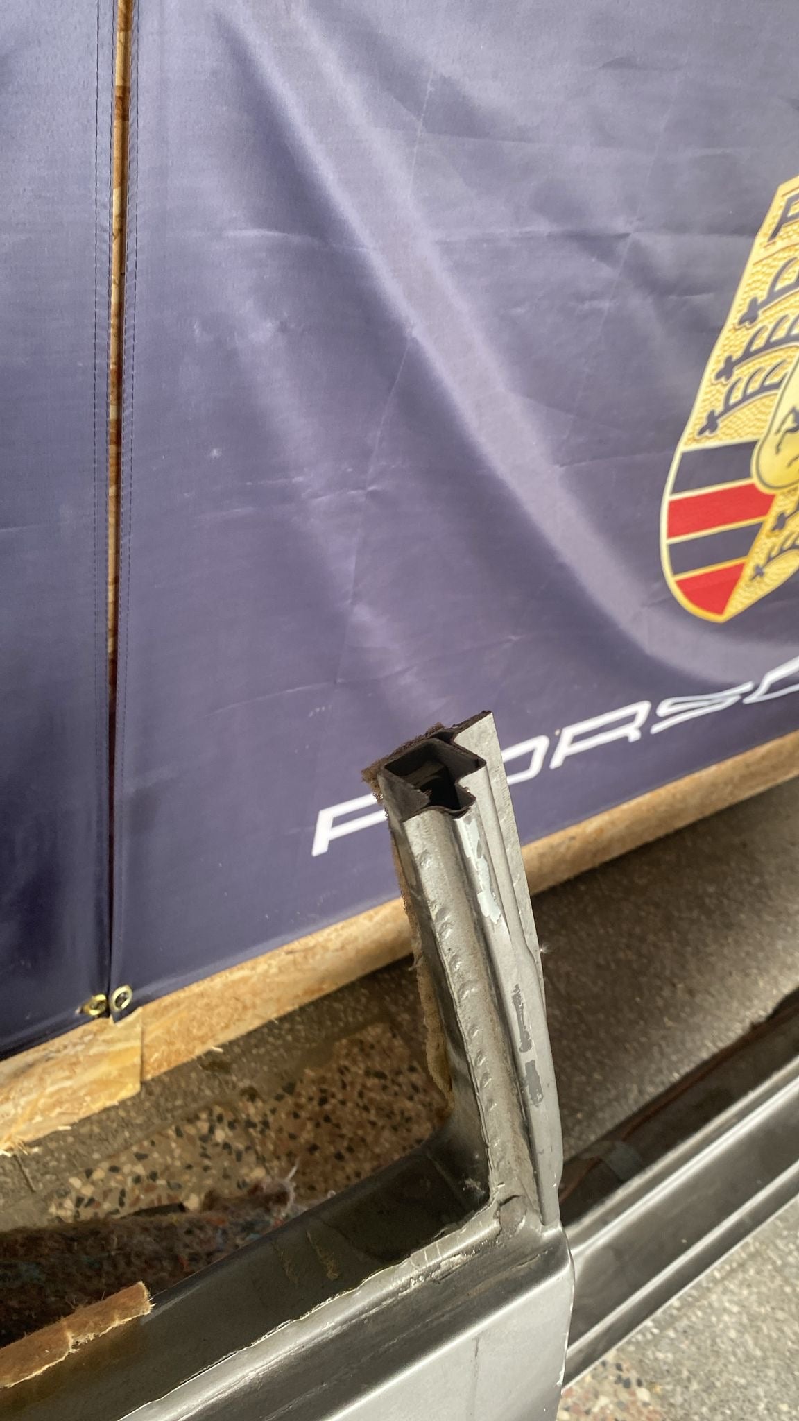 Porsche 944 Right side cut, rear fender with sill 94450390403, 94450361200