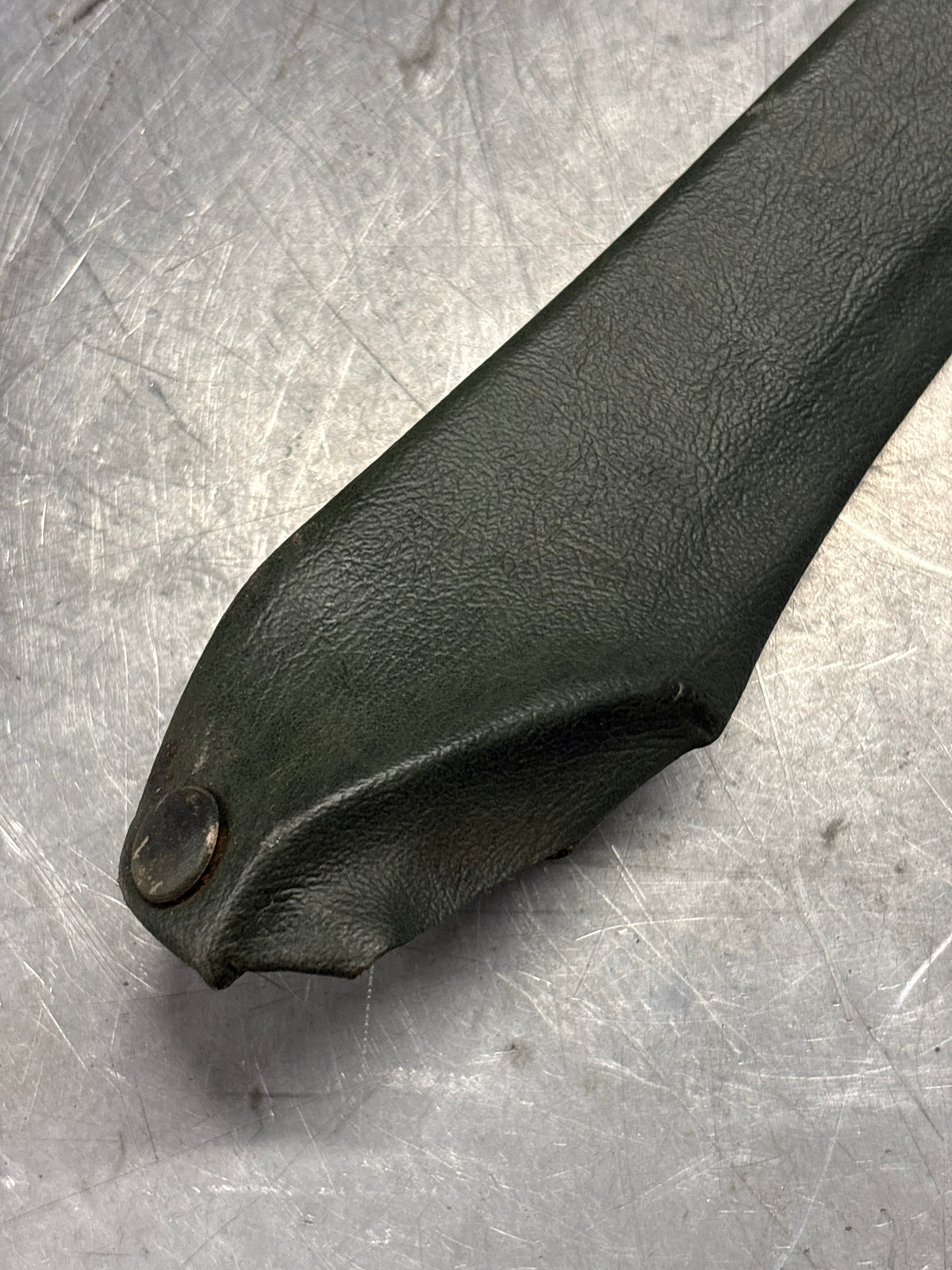 Porsche 928 tailgate trim, right, off side, green, 92855503802, used