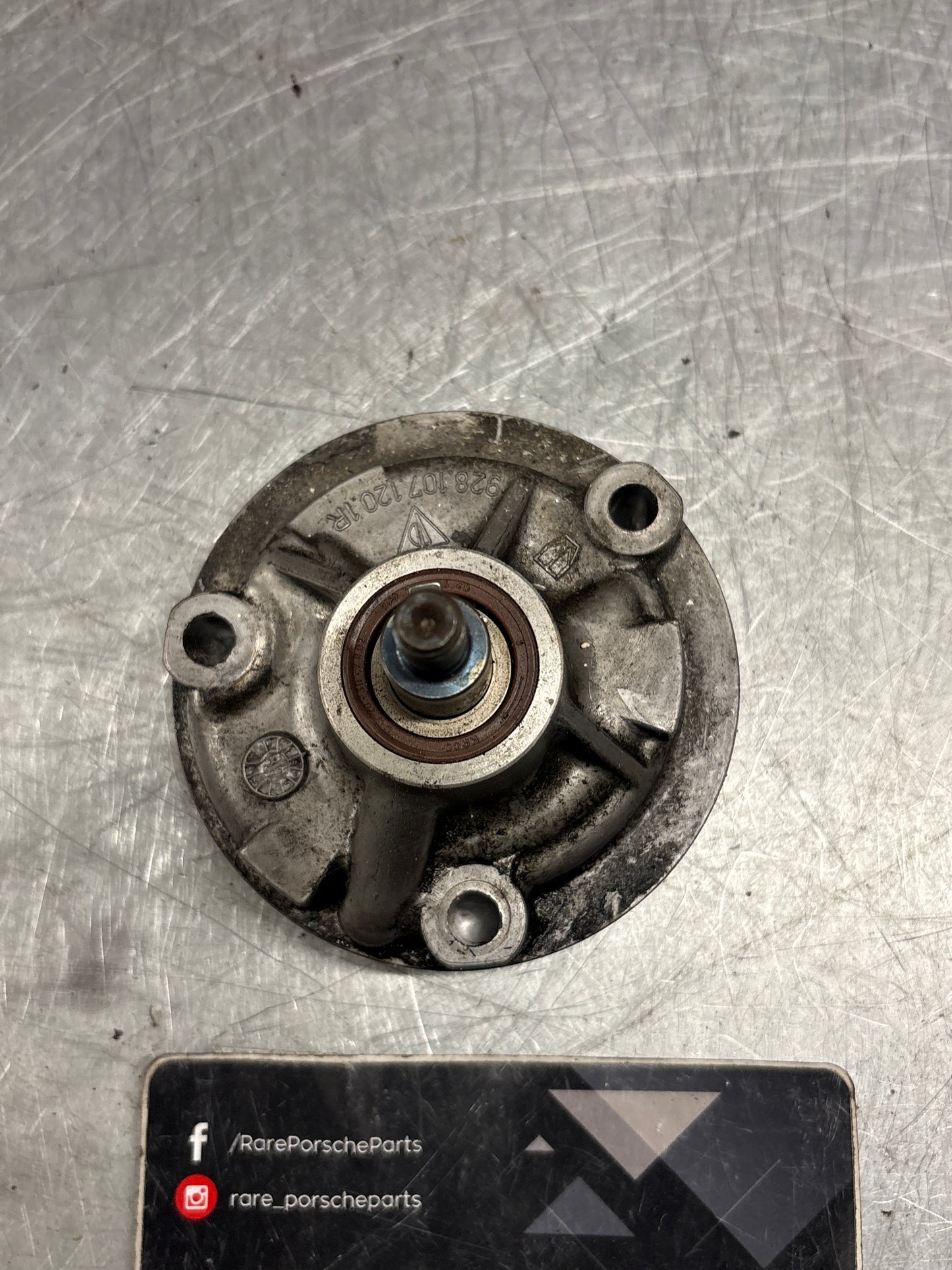 Porsche 928 Oil pump, used 9281071201R