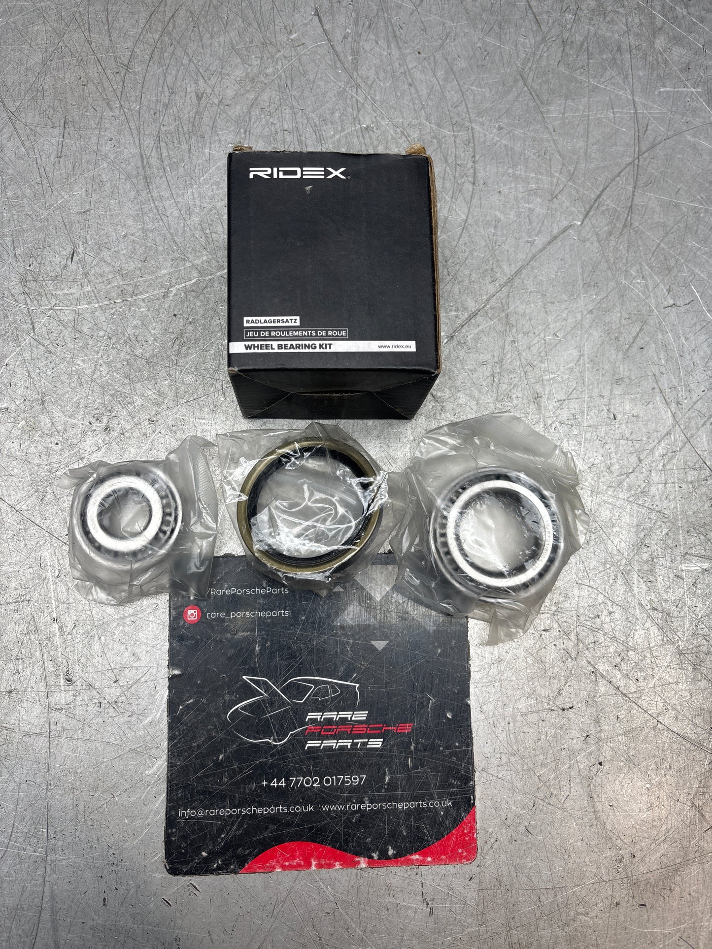 Porsche 924 2.0 Front Wheel bearing kit, 311405625D