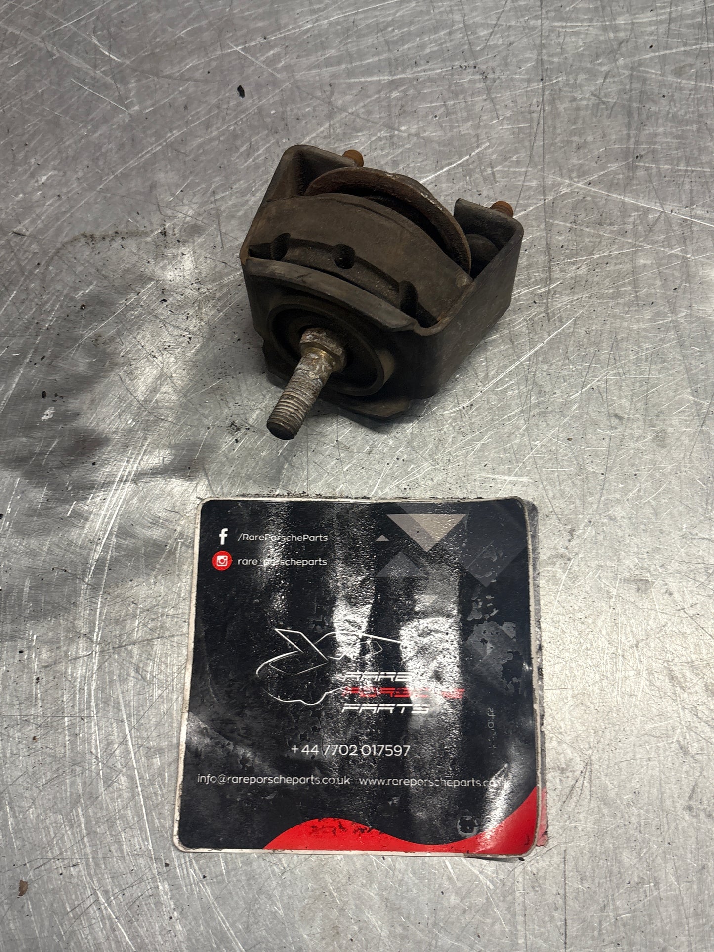 Porsche 924 engine mount. spring type. 2.0 models 477199303 used