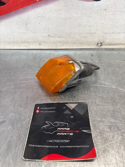 Porsche 928 pre facelift indicator lamp, left, used, for spares or repair, broken lense 0311315001 / 92863142101