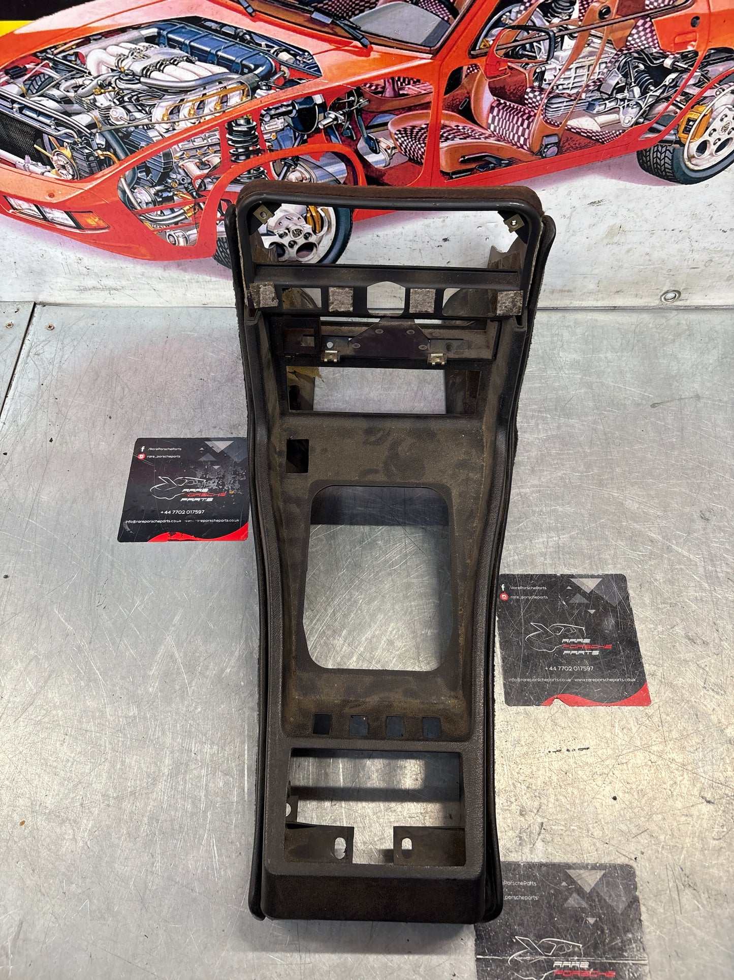 Porsche 924 944 centre console black with black carpet one switch hole 477857969 / 477857951 used