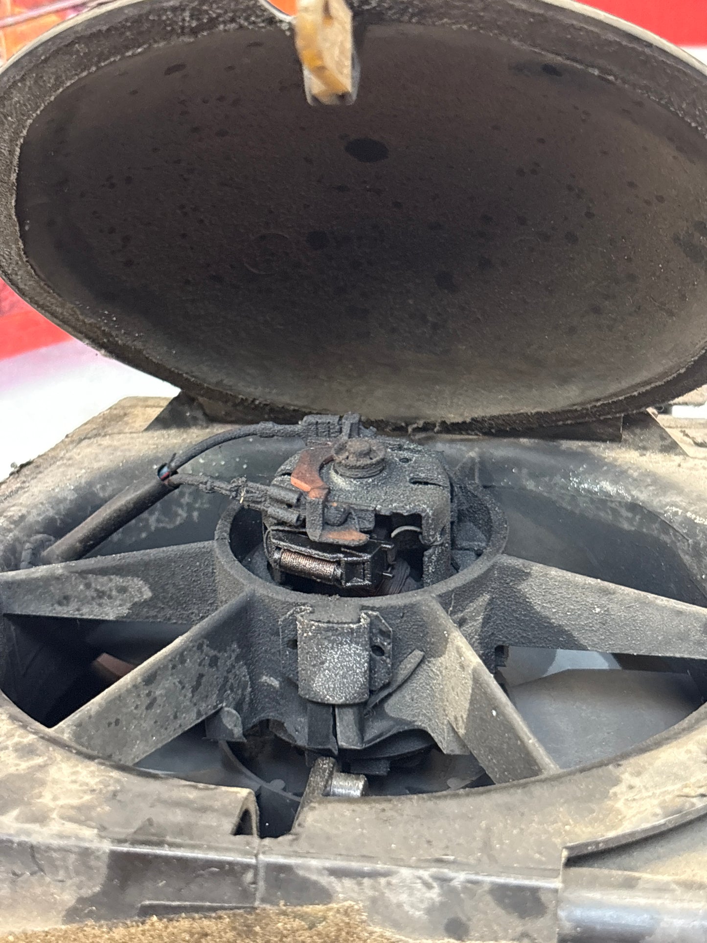 Porsche 924 80-85 944 82-85.5 heater blower fan assembly, complete 321819096 / 823819096A / 823819095A / 321819095 used