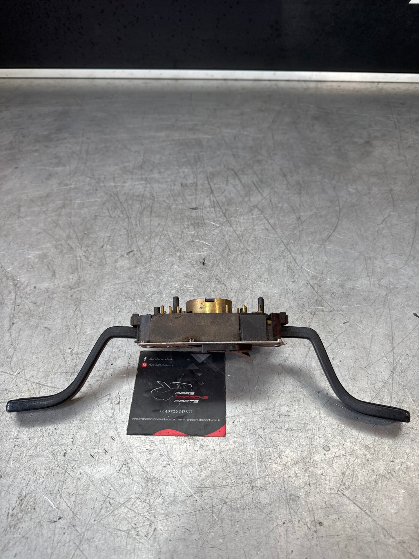 Porsche 964  Steering column switch 96461333800 used
