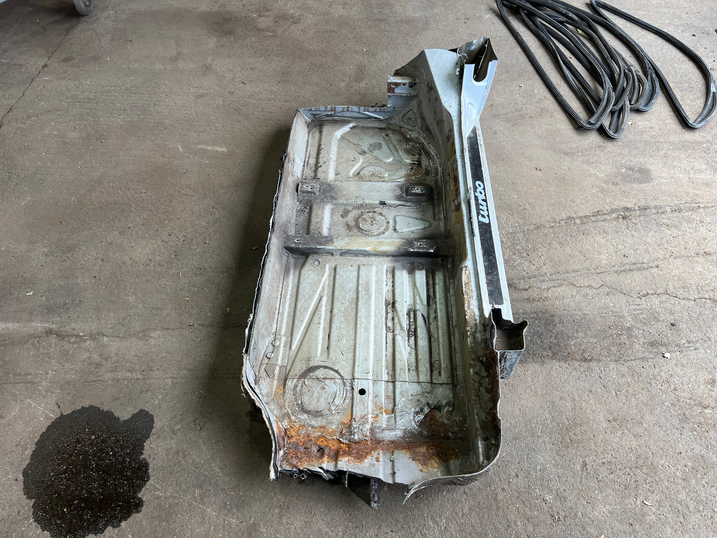 Porsche 924 Turbo RHD left floor pan section with sill 94450150100