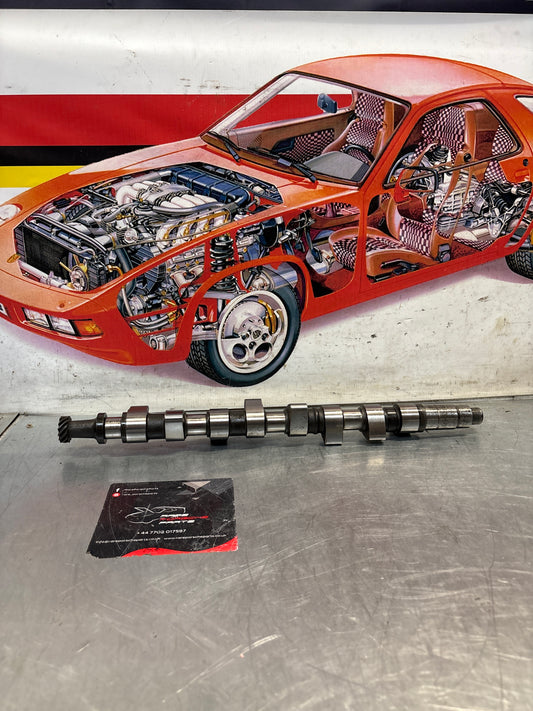 Porsche 924 / 924 Turbo chamshaft 046109021 used