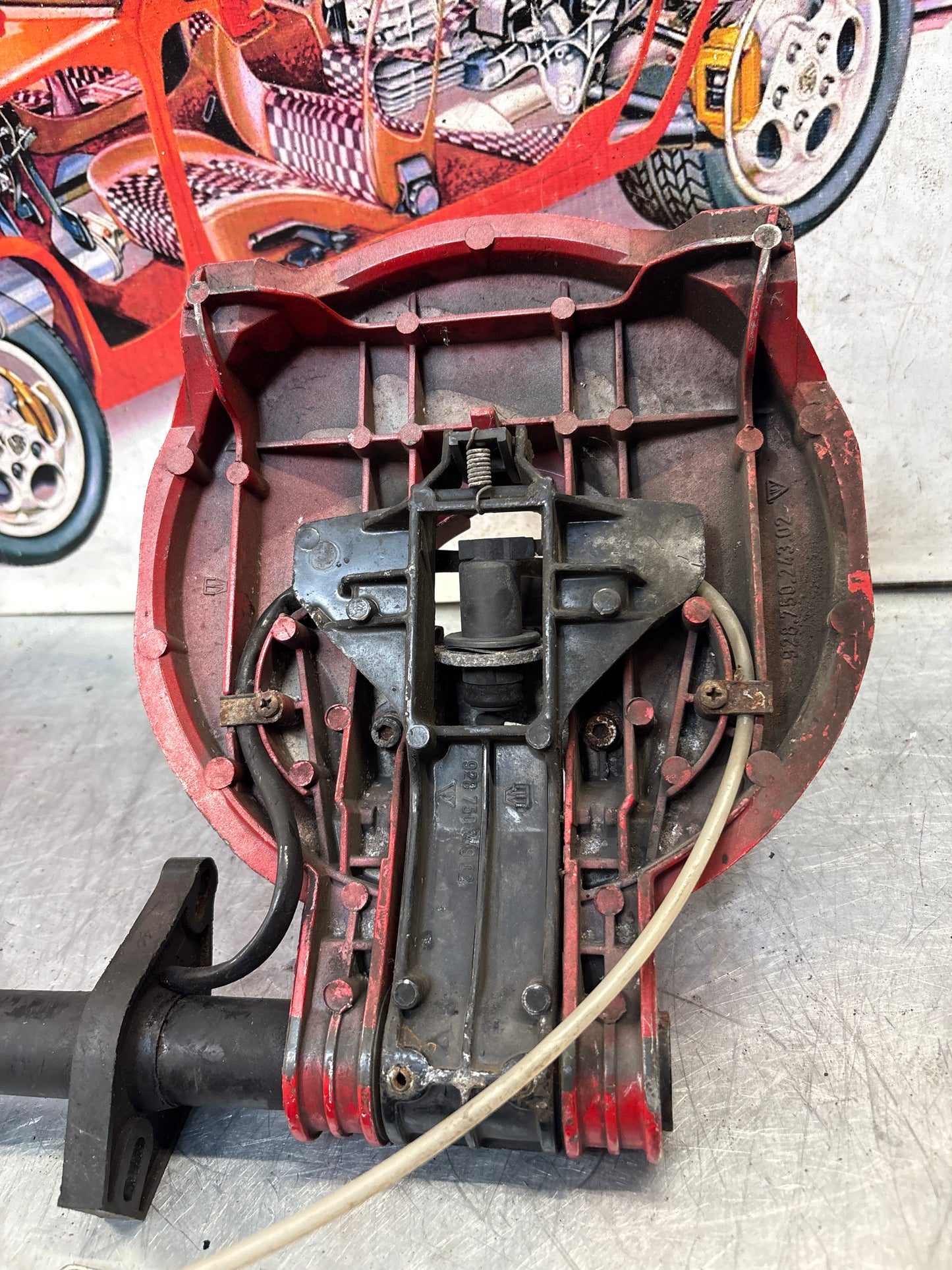 Porsche 928 left headlight swivel frame 92875024902 92875024302 used