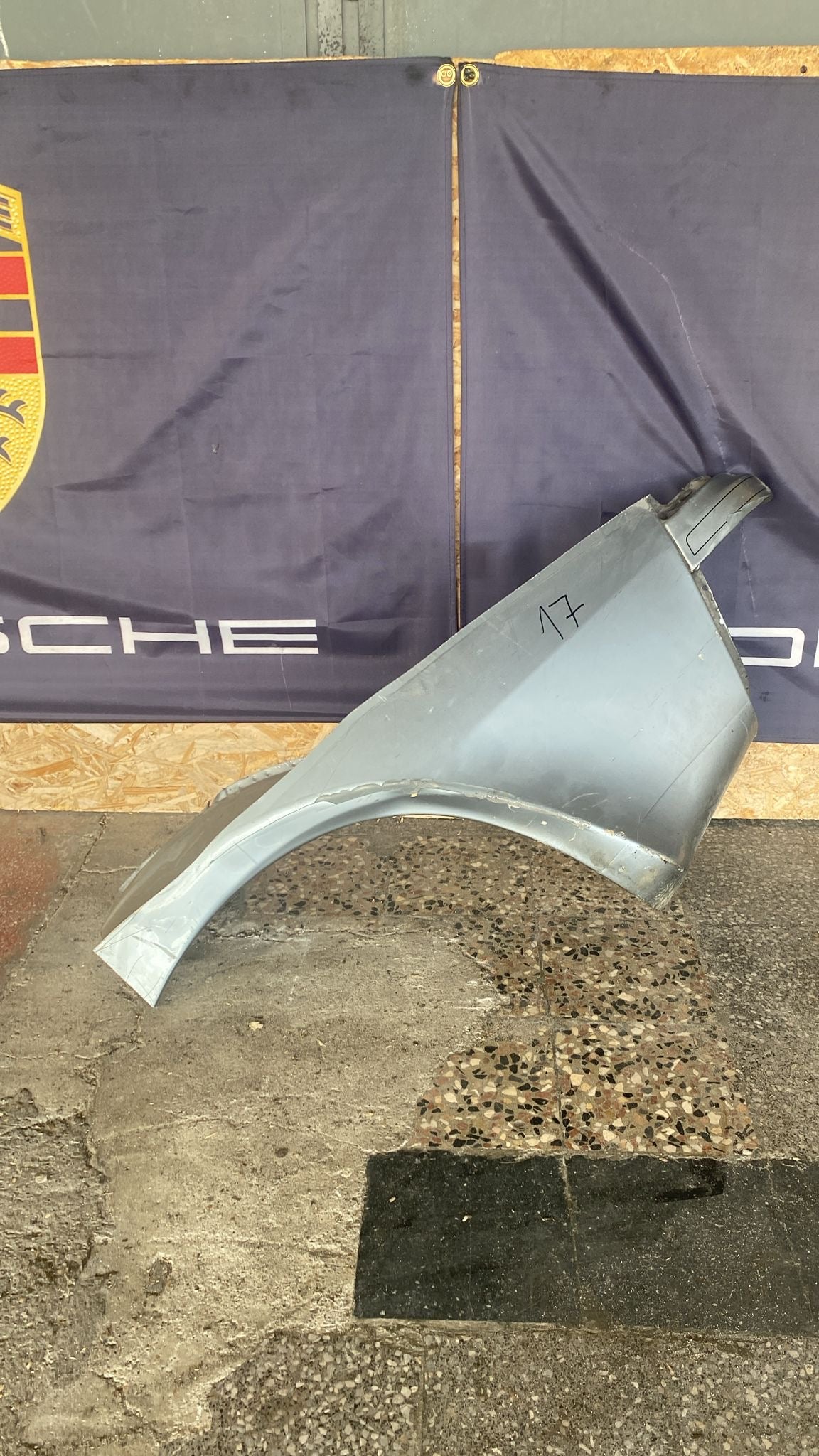 Porsche 944 left side cut, rear fender 94450390303,