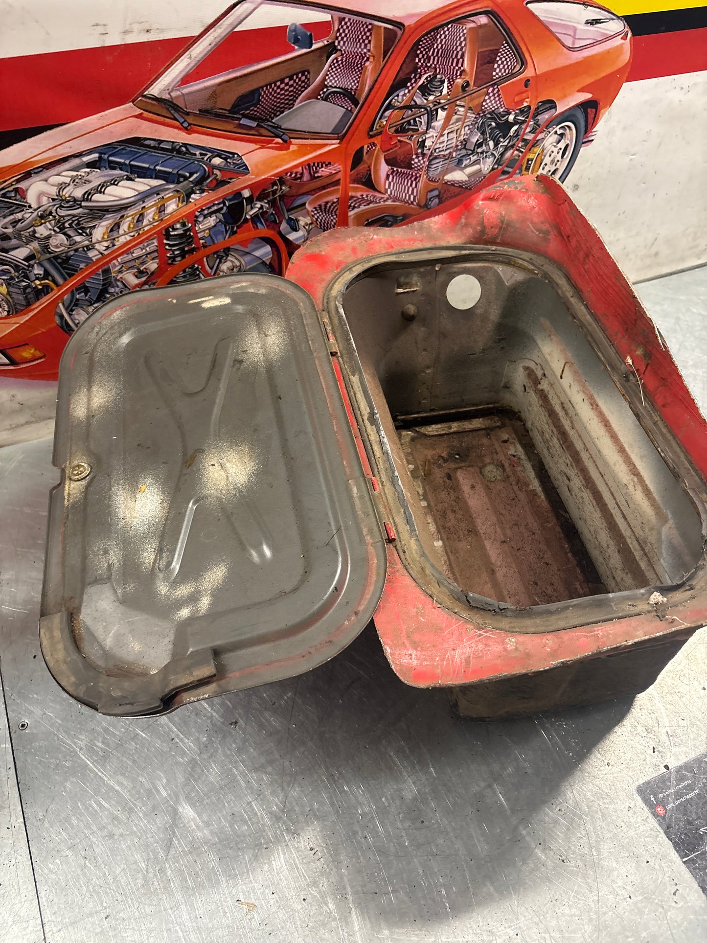 Porsche 928 Battery tray cut, 92850180502 used