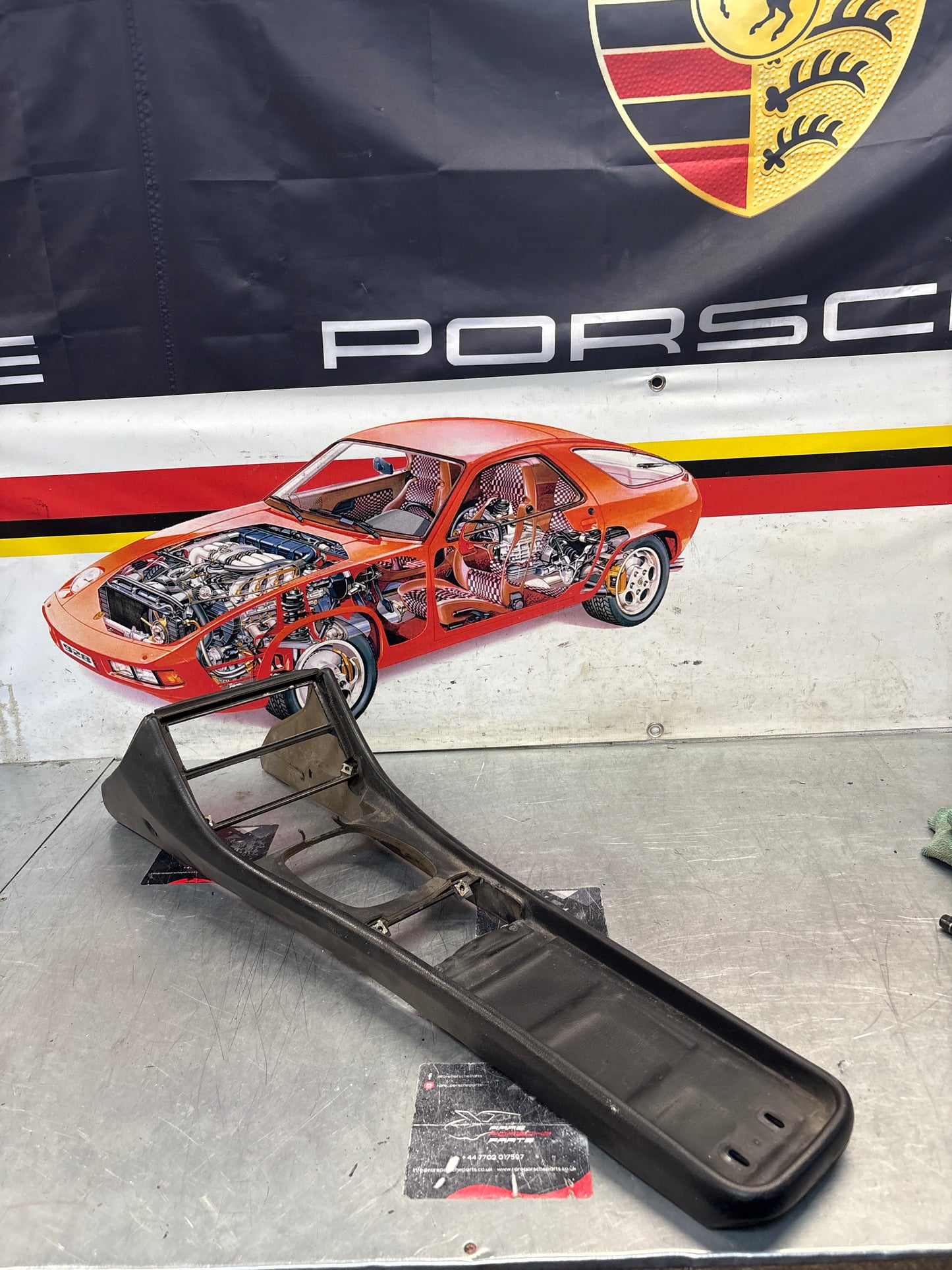 Porsche 944 centre console black 94455205100 used