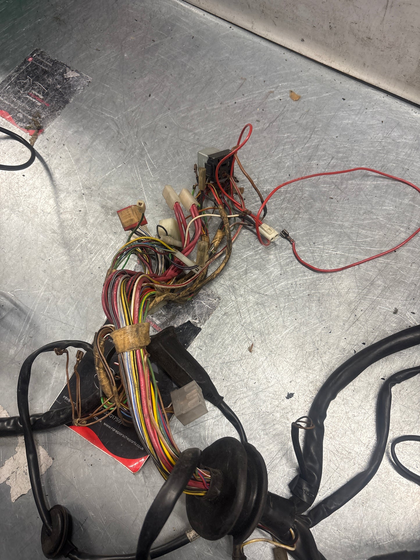 Porsche 924 Turbo / S2 / Carrera GT LHD Engine bay wiring loom with aircon, used 477971071NB