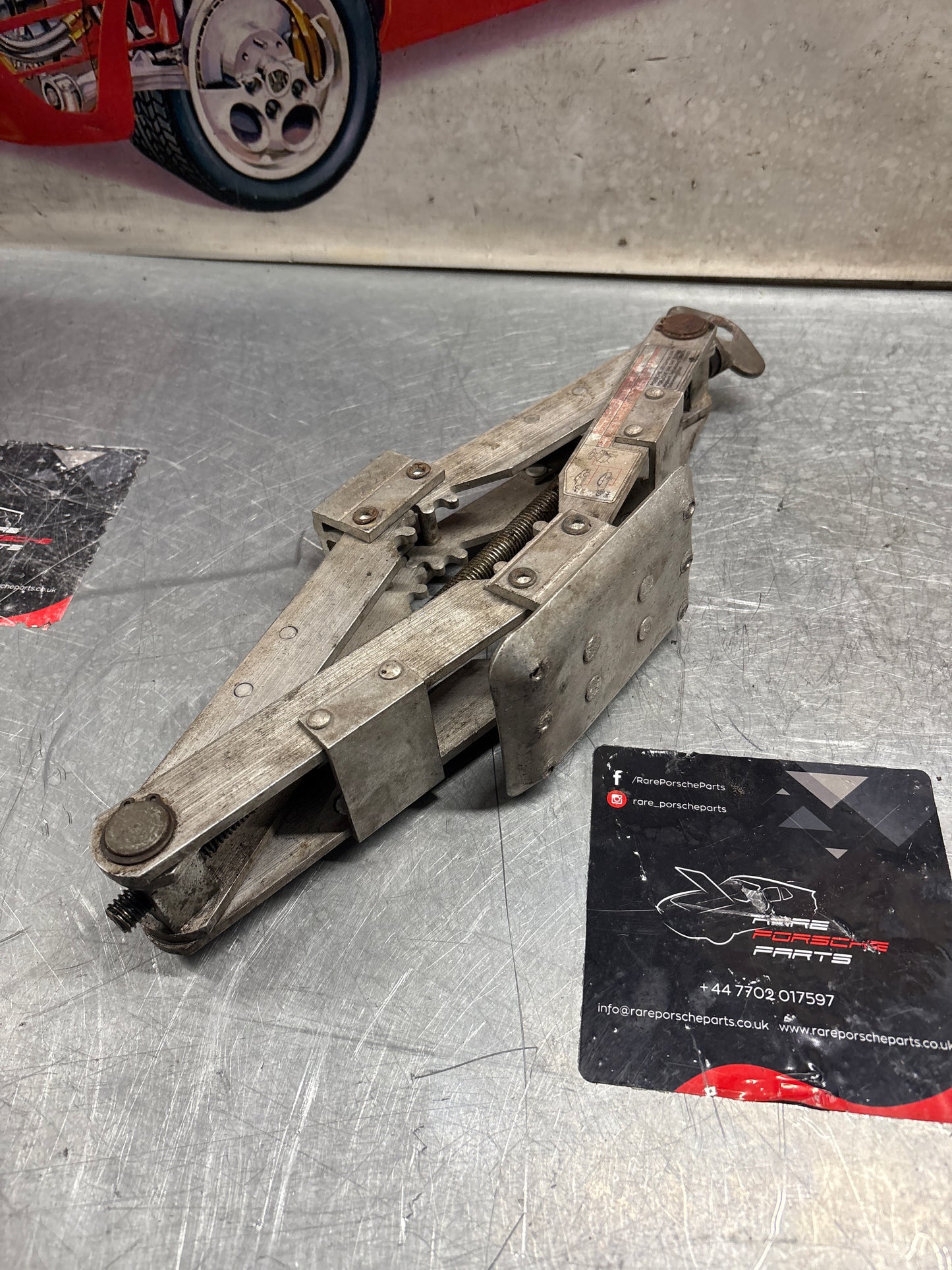 Porsche 944 / 944 Turbo / 911 Carrera 2 / 4 spare tire jack lift, used