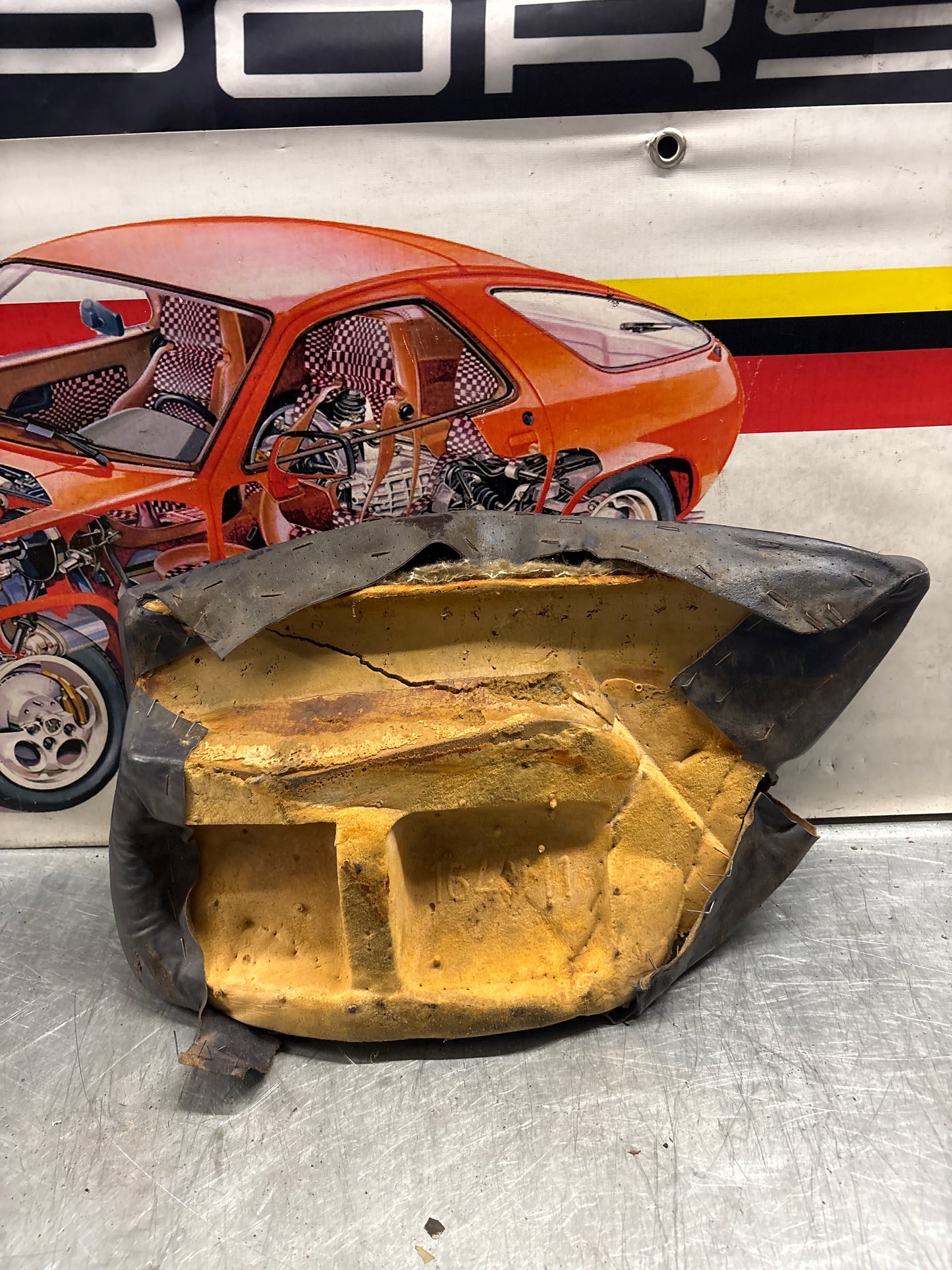 Porsche 928 rear left seat cushion, blue, leather, used 92852205951