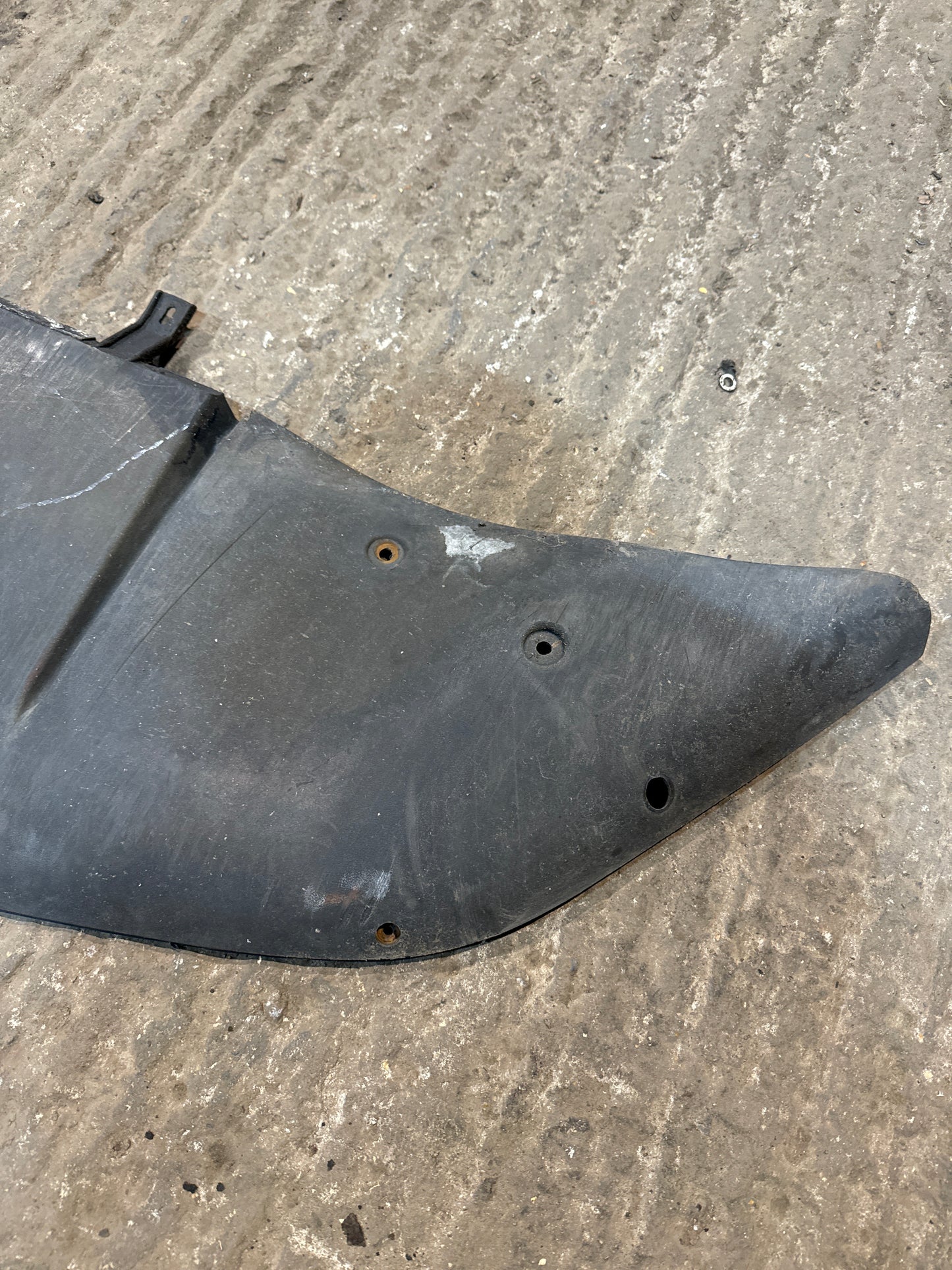 Porsche 944 S2 Used Front bumper undertray / closer panel (Batwing) 95150537504