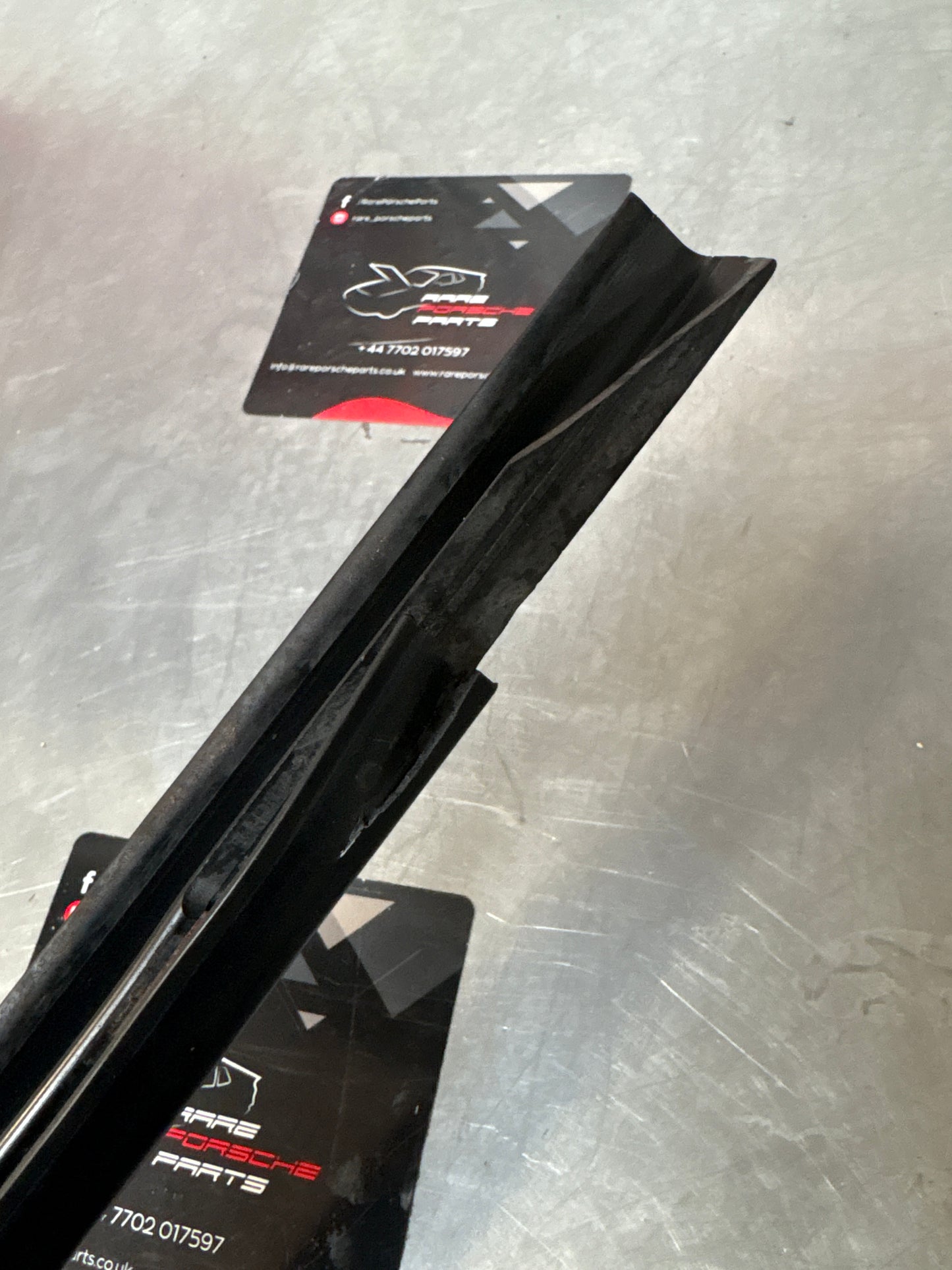 Porsche 944 85.5- right sill trim, used 94455112200