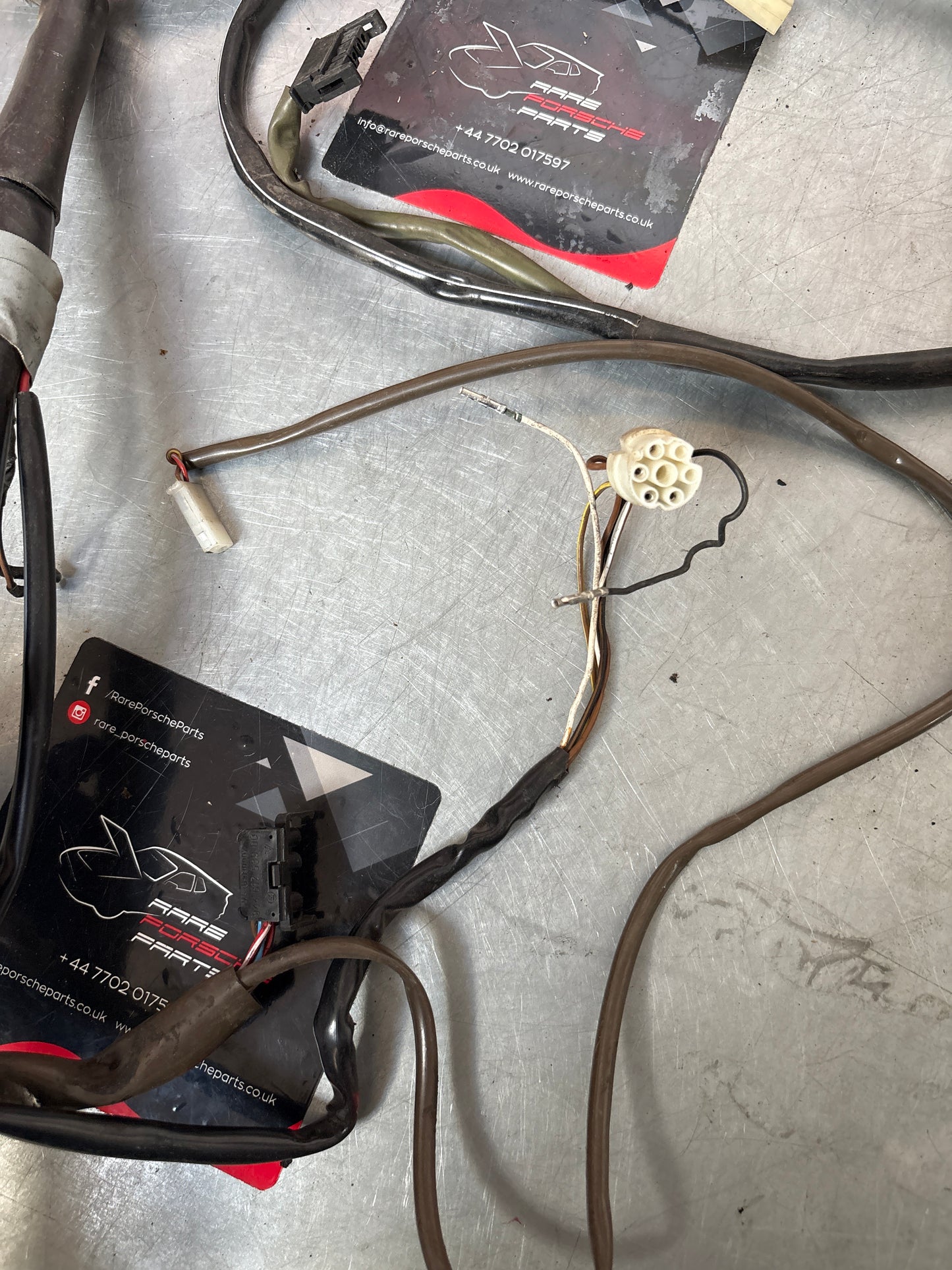 Porsche 944 S2 Turbo passenger door wiring loom with M651 sound system 94461203405 LHD