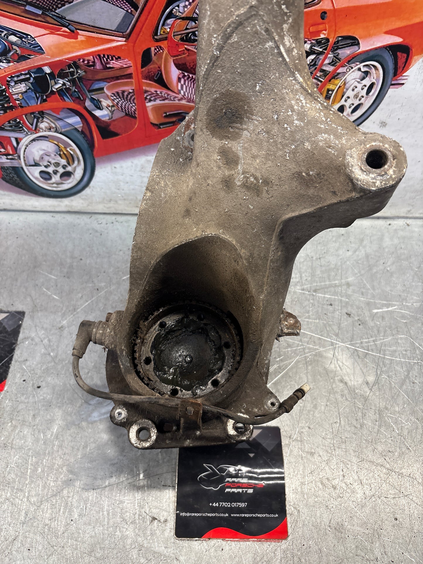 Porsche 944 alloy rear left trailing arm, used 95133151305 / 9513315134R used, with hubs