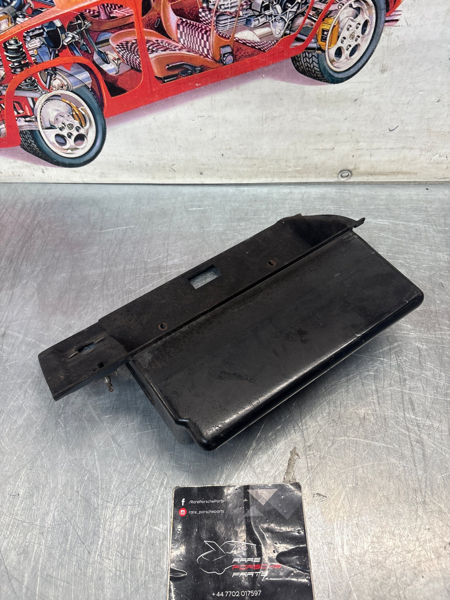 Porsche 911 964 glovebox compartment, cracked, used 96455250101