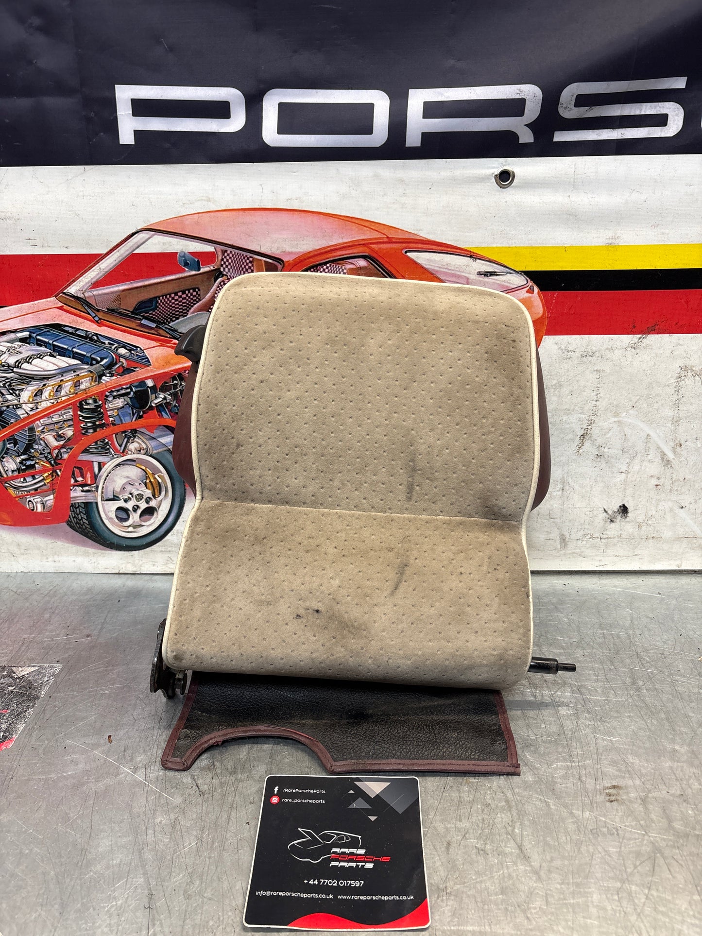 Porsche 928 rear right seat backrest, burgundy-white, leather used 92852203852
