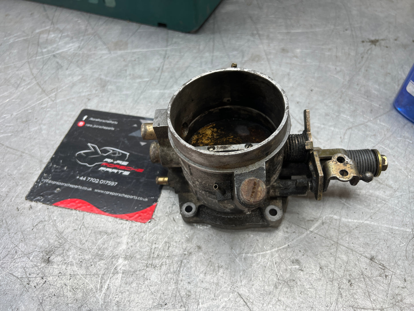 Porsche 928 4.5 Throttle Body Butterfly Valve, 92811009008 used