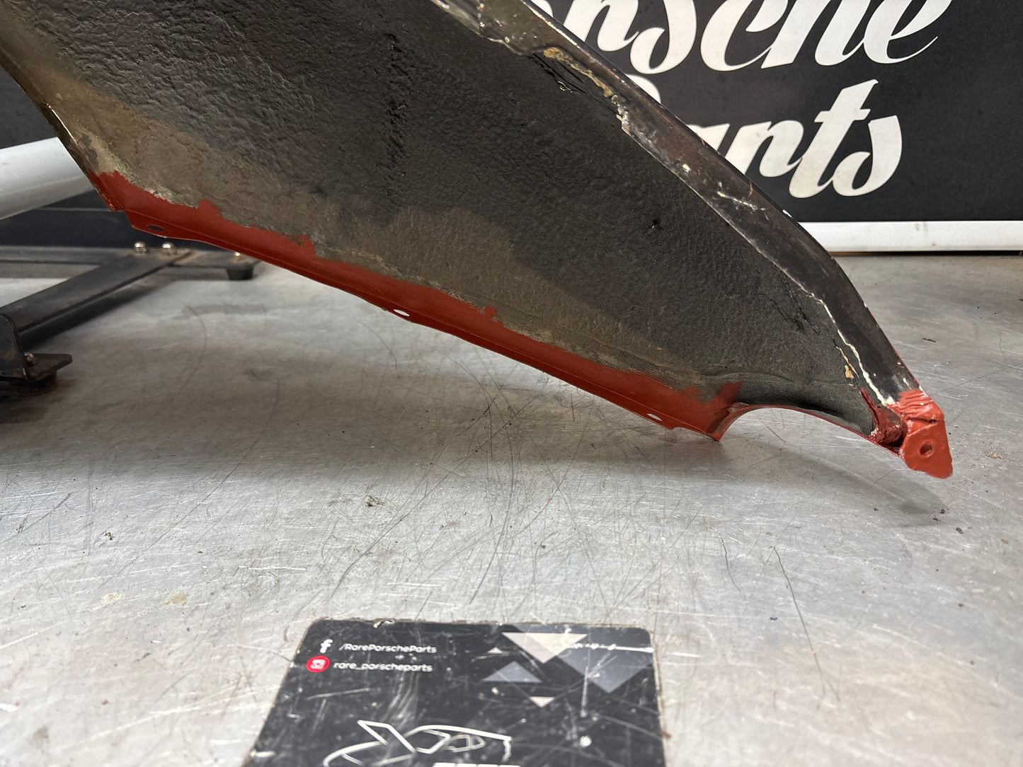 Porsche 944 early, N/S left front wing, used 93150302103 no rust
