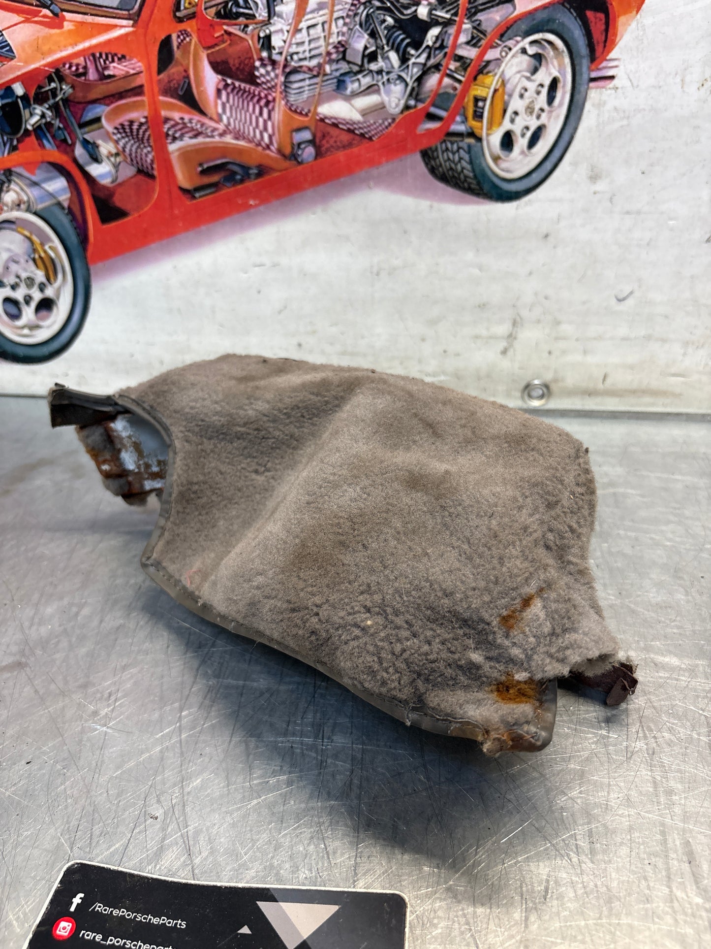 Porsche 928 handbrake sorround carpet, grey, used