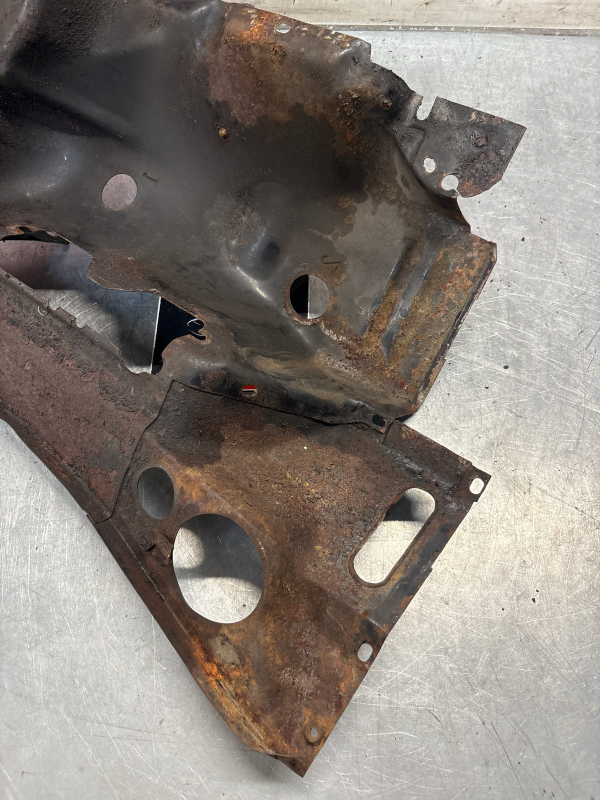 Porsche 914 cylinder cover heat shield, 022119300A Used