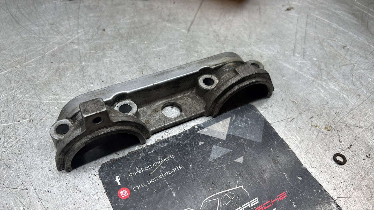 Porsche 928 944 S2 cam holder, used, 9281044717R
