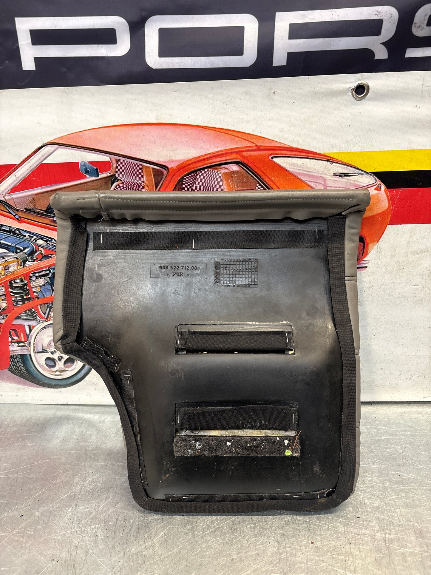 Porsche 911 996 rear right seat, grey, used 99652271200