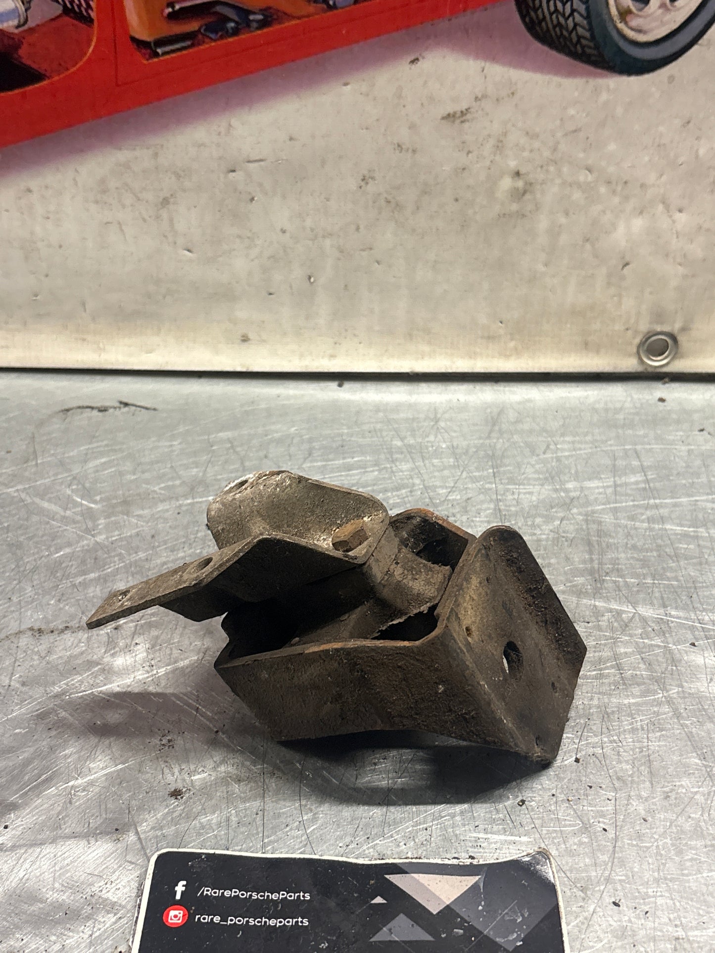 Porsche 924/944 gearbox mount, 477399153J / 94437504500, used