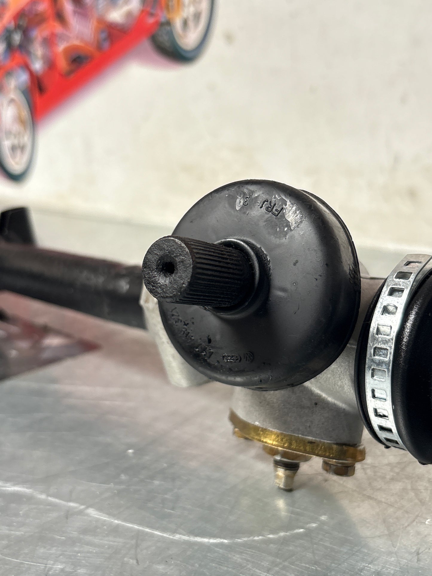 Porsche 924 LHD Manual steering rack, refurbished 477419101B