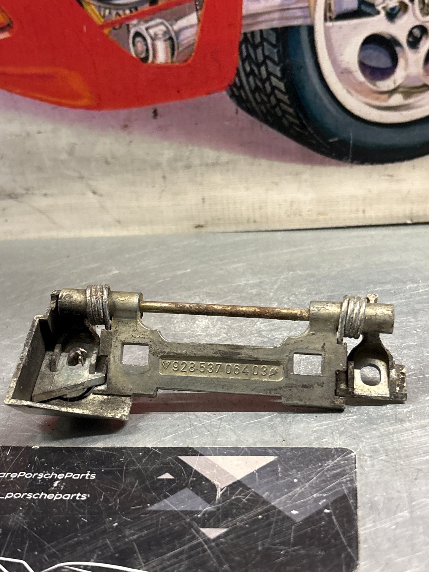 Porsche 928 right door handle assembly latch, used 92853706403