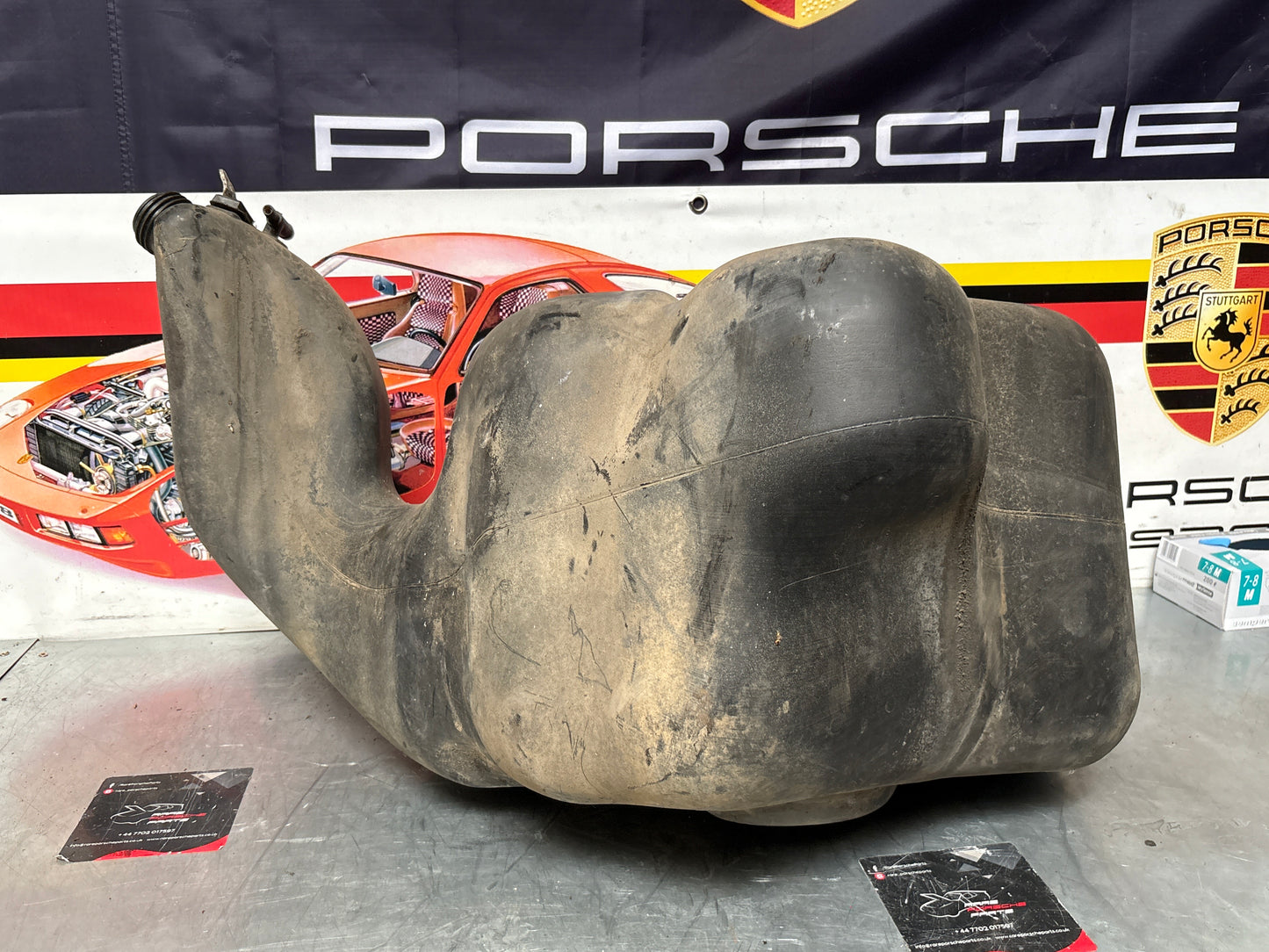 Porsche 928 S4 fuel tank, used 928201003 05/06