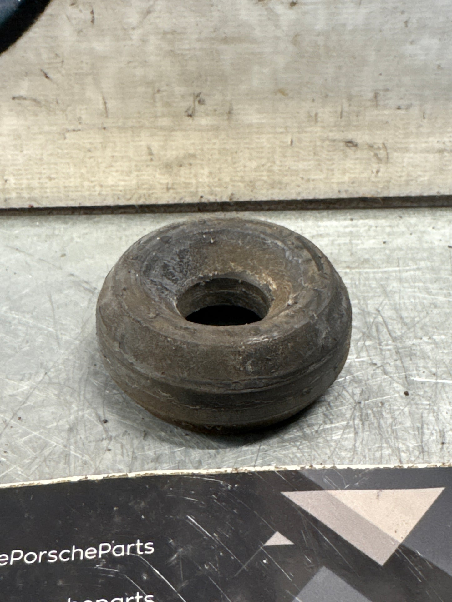 Porsche 928 shock absorber damper rubber, used 92833346501