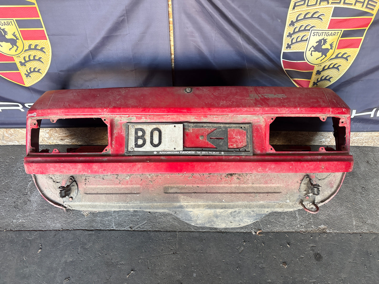 Porsche 924 rear end cut 94450303701, used