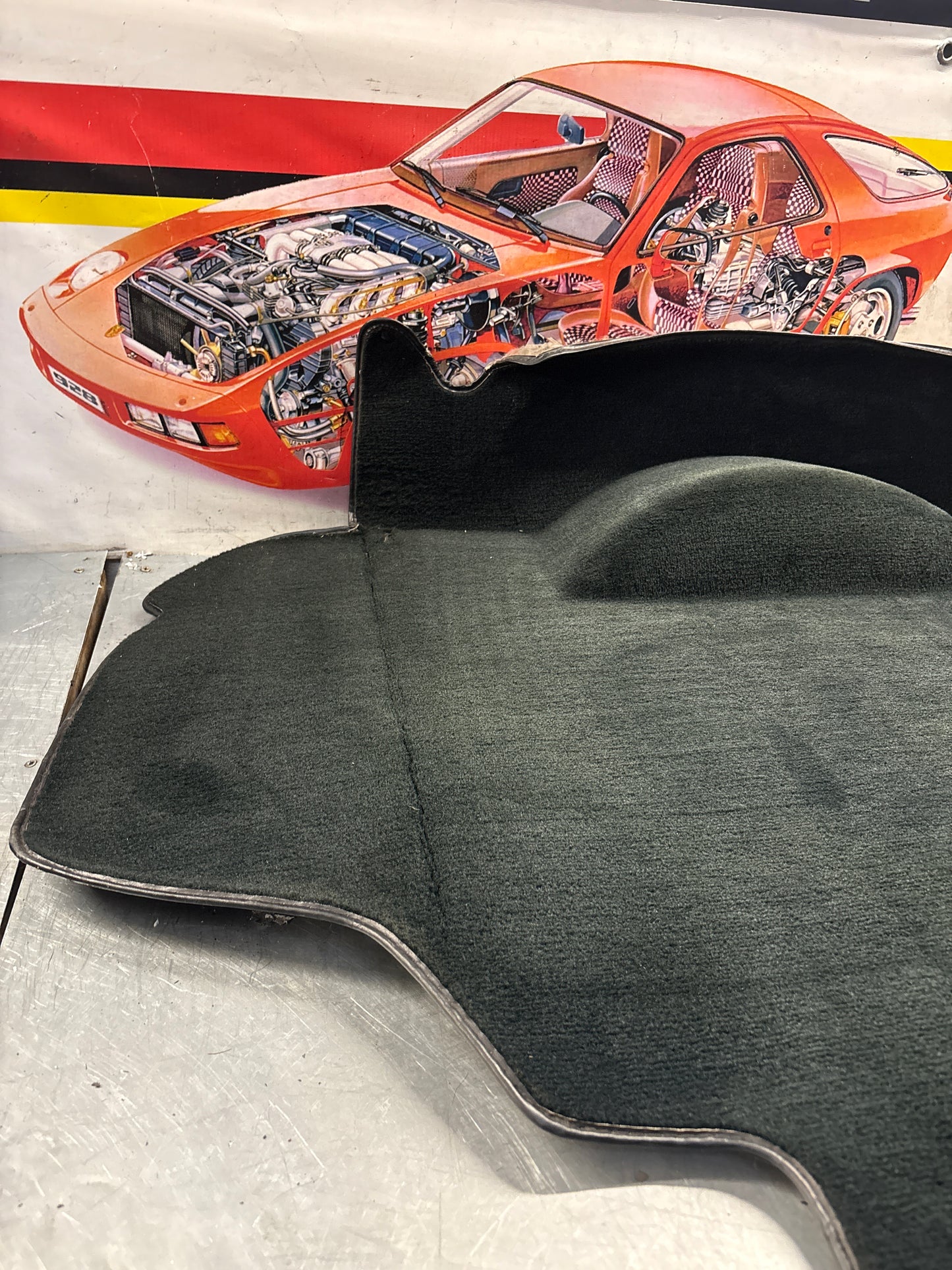 Porsche 924S 944 85.5- boot carpet, black, 94555506303 used, space saver wheel type