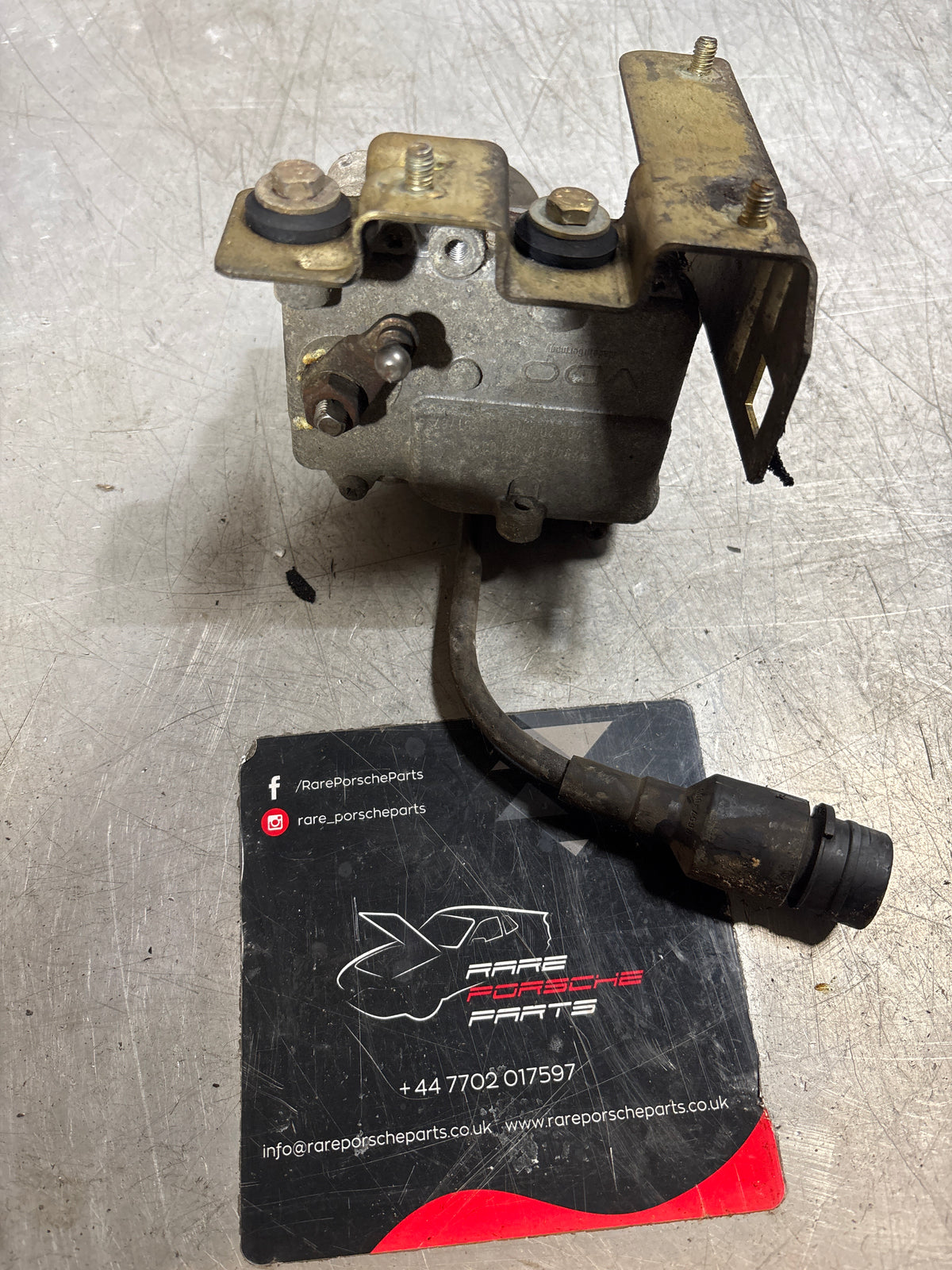Porsche 911 / 928 / 944 / 968 Tempomat 94461702100 / cruise control used
