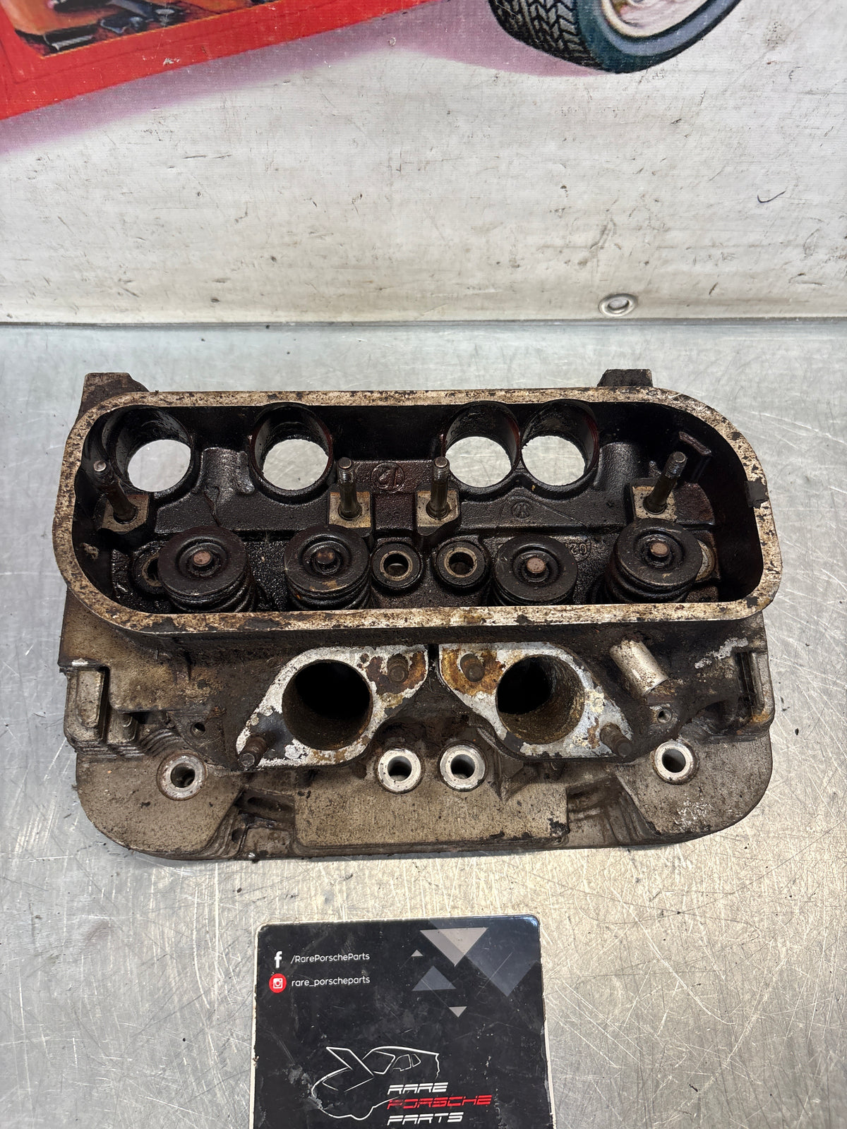 Porsche 914, cylinder head, right side, used 021101371Q