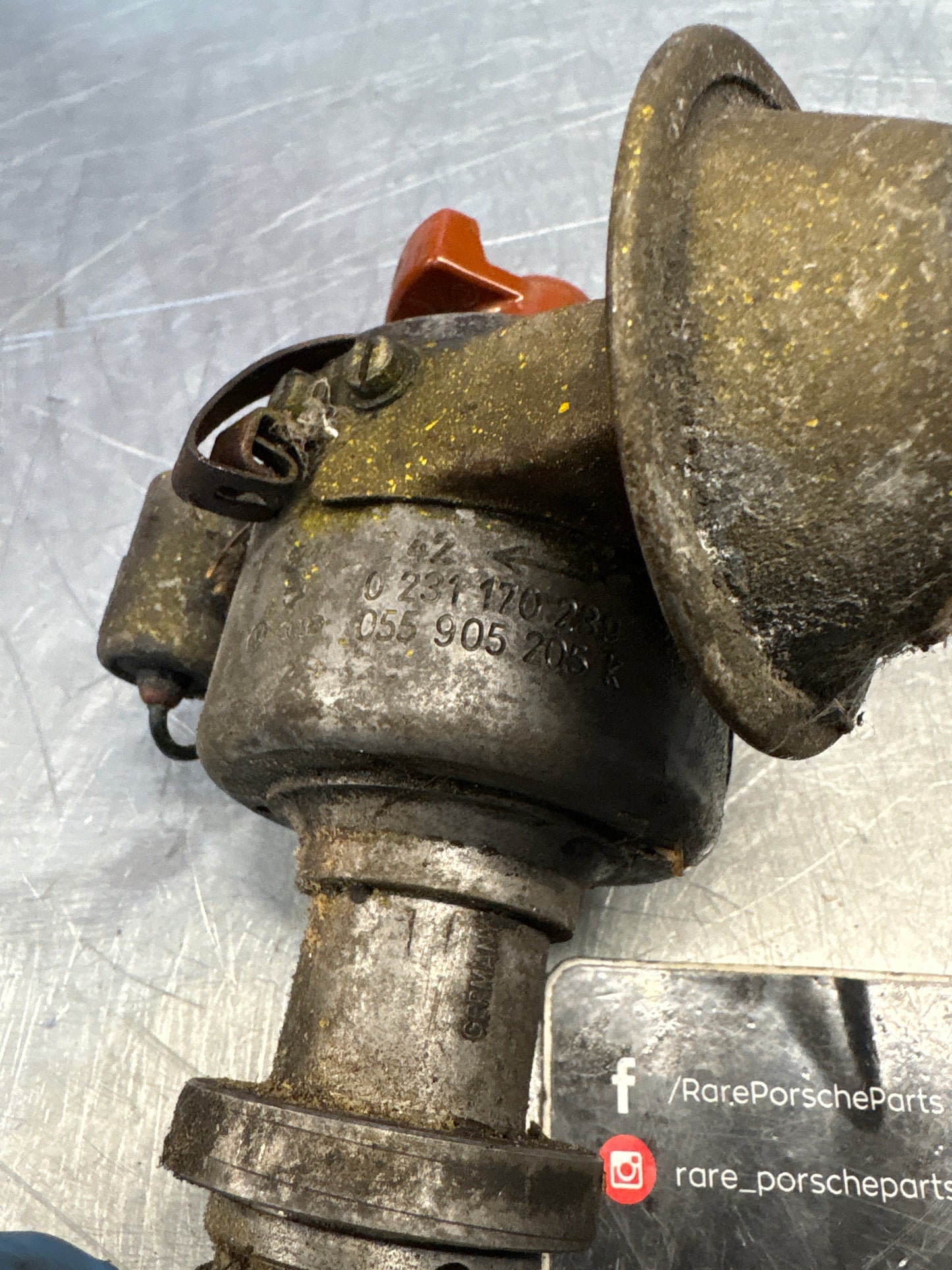 Porsche 924 early ignition distributor, used 0231170239 / 055905205K
