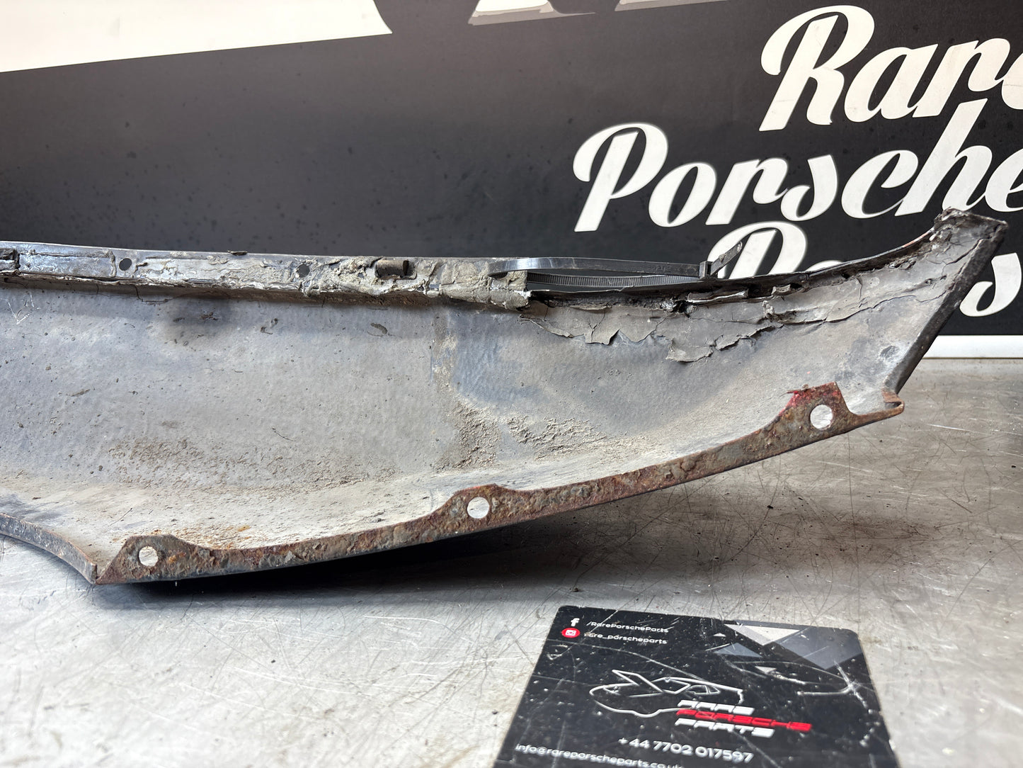 Porsche 944 front left wing repair panel