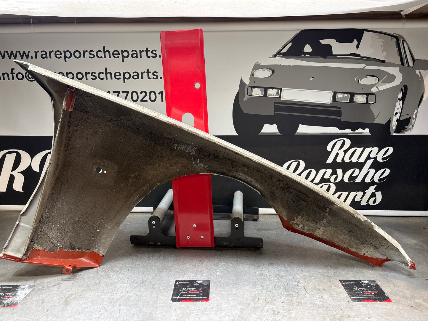 Porsche 944 early, N/S left front wing, used 93150302103 no rust